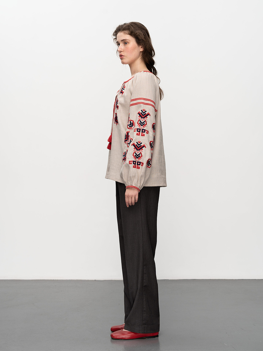 Women's embroidered shirt with floral ornament Maky [0]