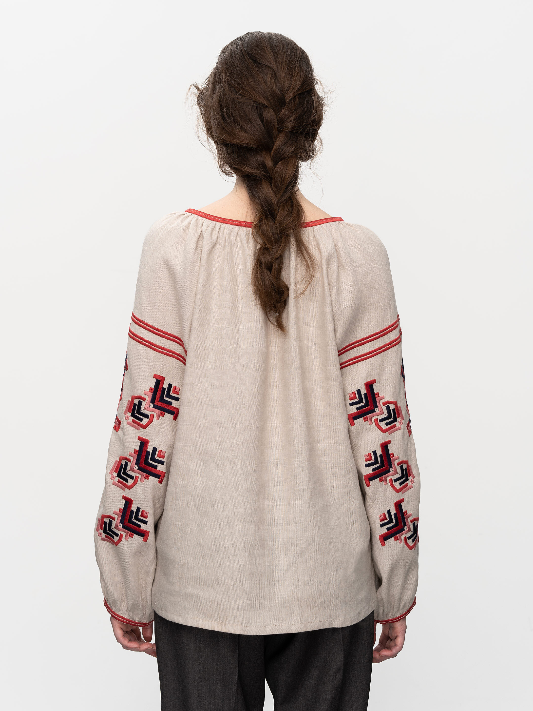 Women's embroidered shirt with floral ornament Maky photo