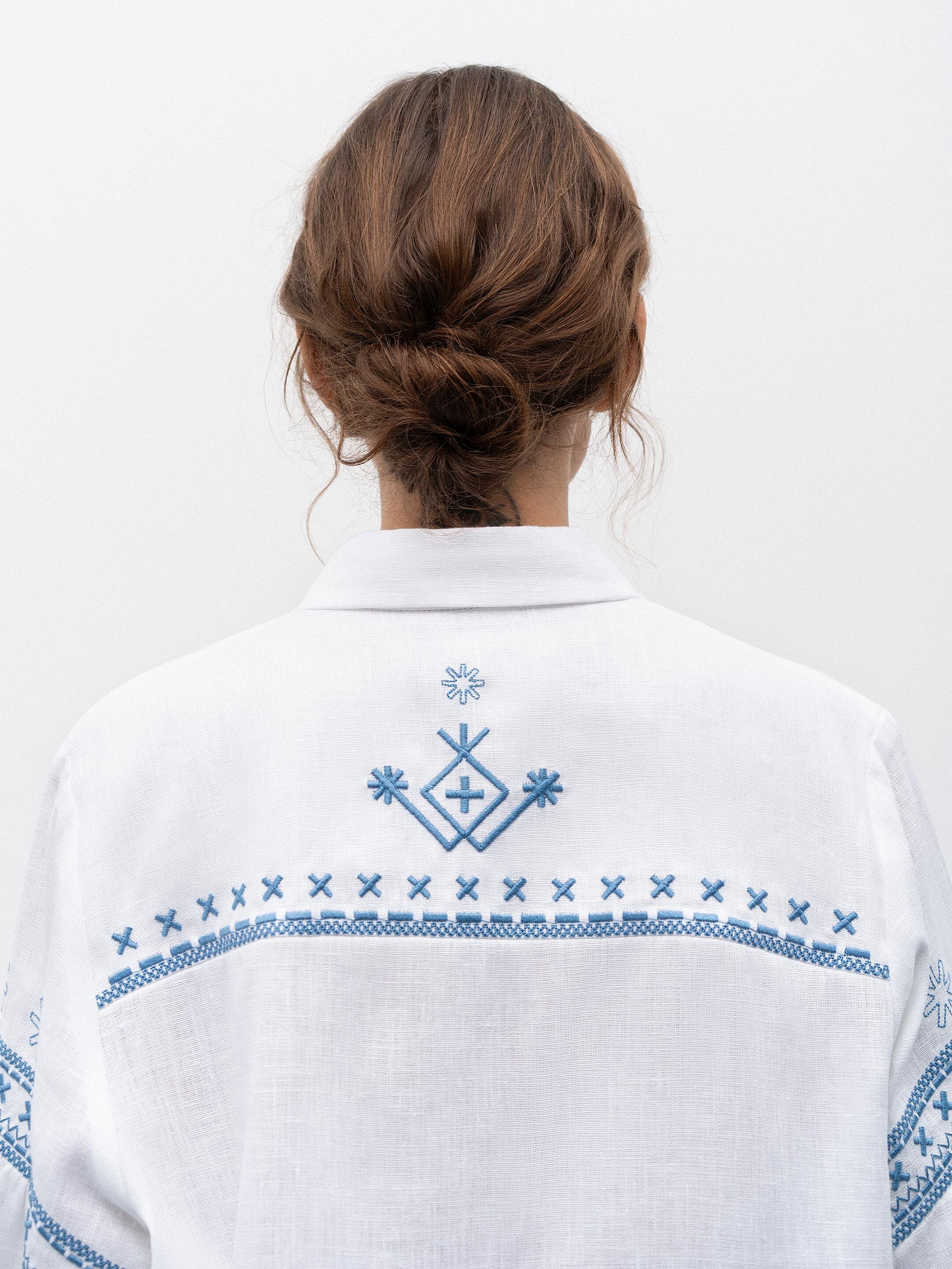 White linen shirt with embroidery Tsvit Syniy photo
