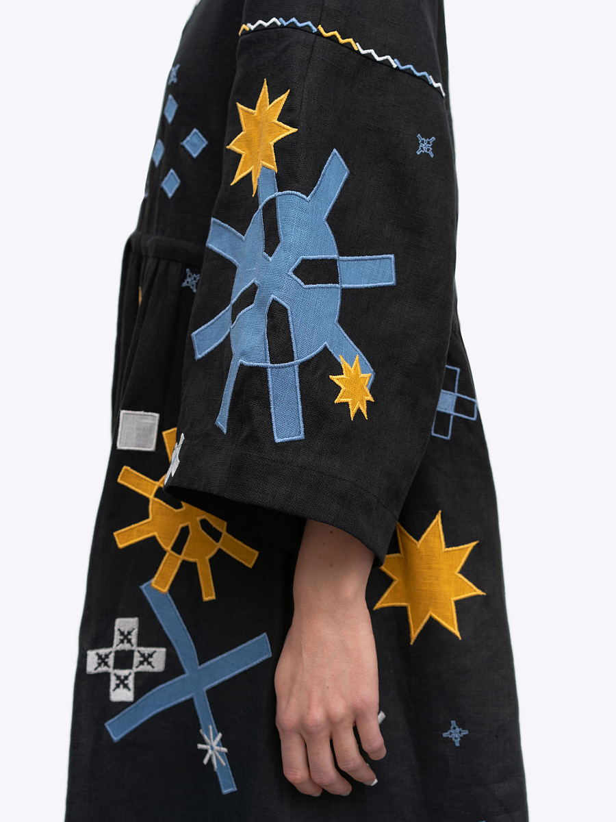 Linen dress with embroidery and applique Zori [0]