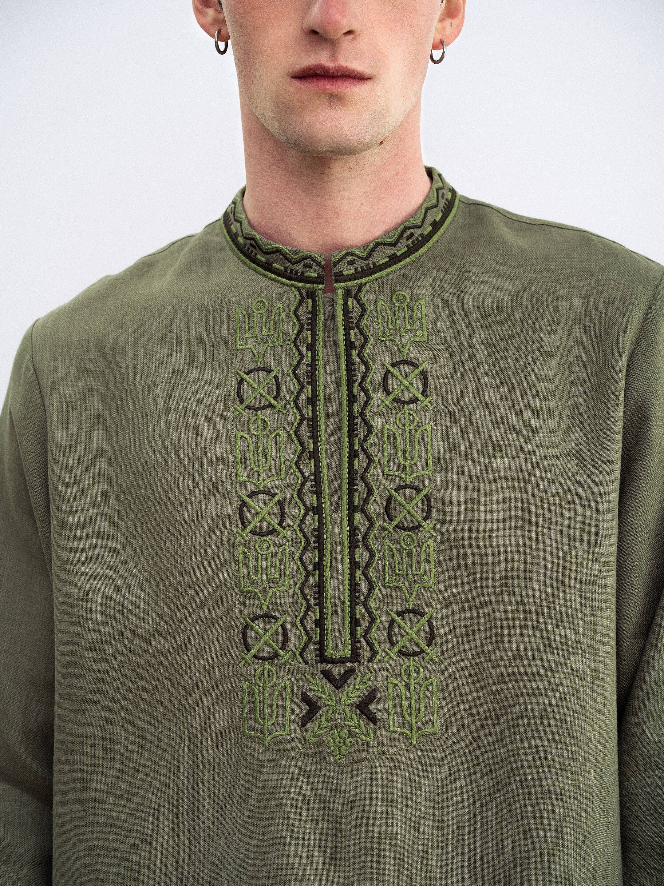 Men's embroidered shirt with symbols of Kyivan Rus 988 ціна