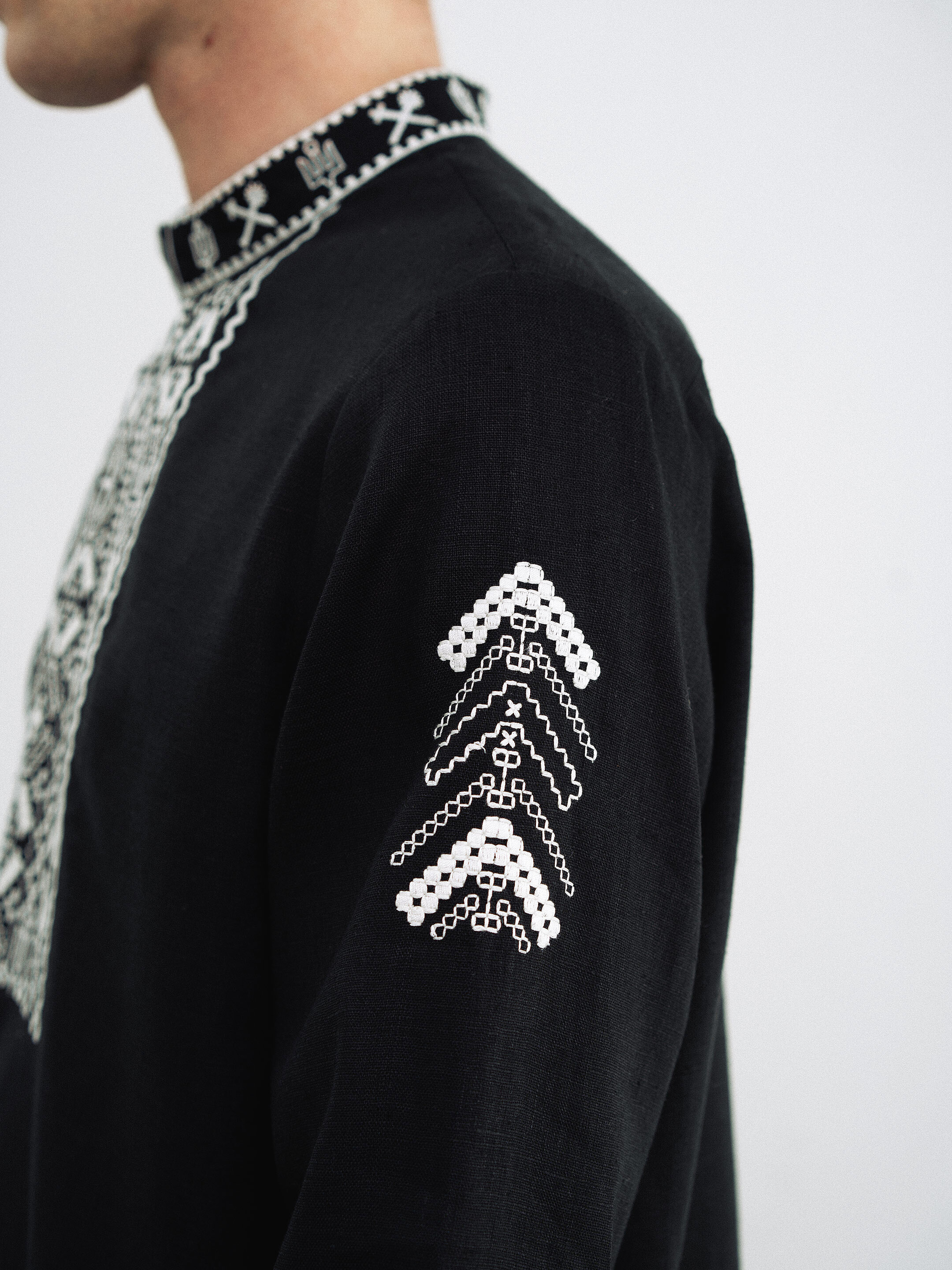 Black linen embroidered shirt Vidsich in Ukraine
