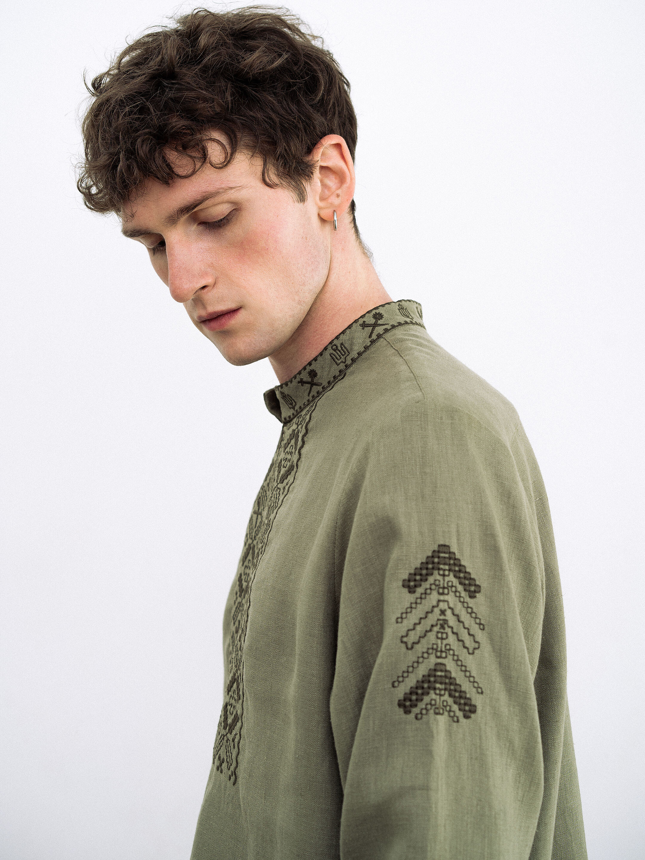 Khaki linen embroidered shirt for men Vidsich Khaki in Ukraine