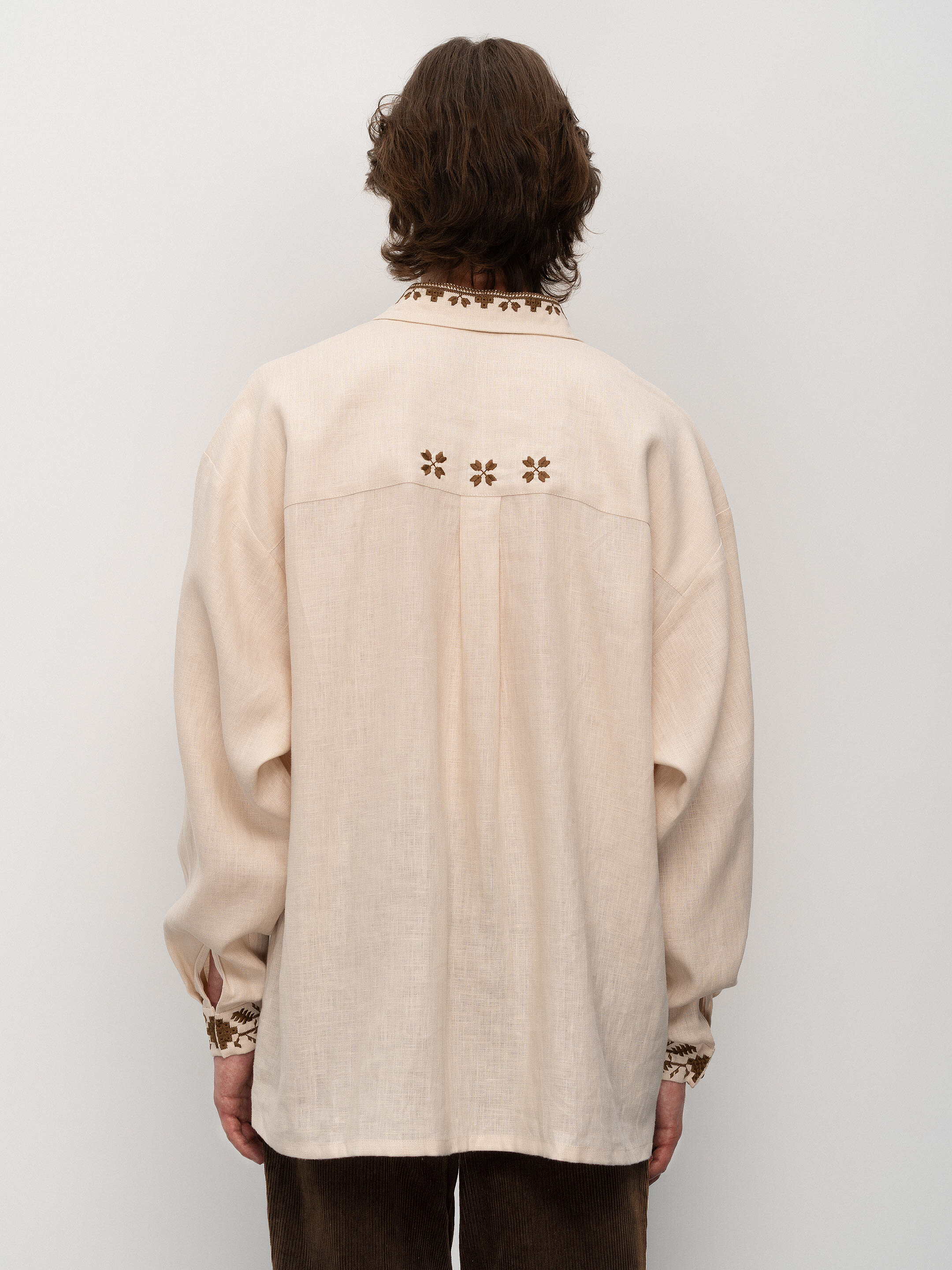 Men's embroidered shirt with a collar Chernihivska in Ukraine
