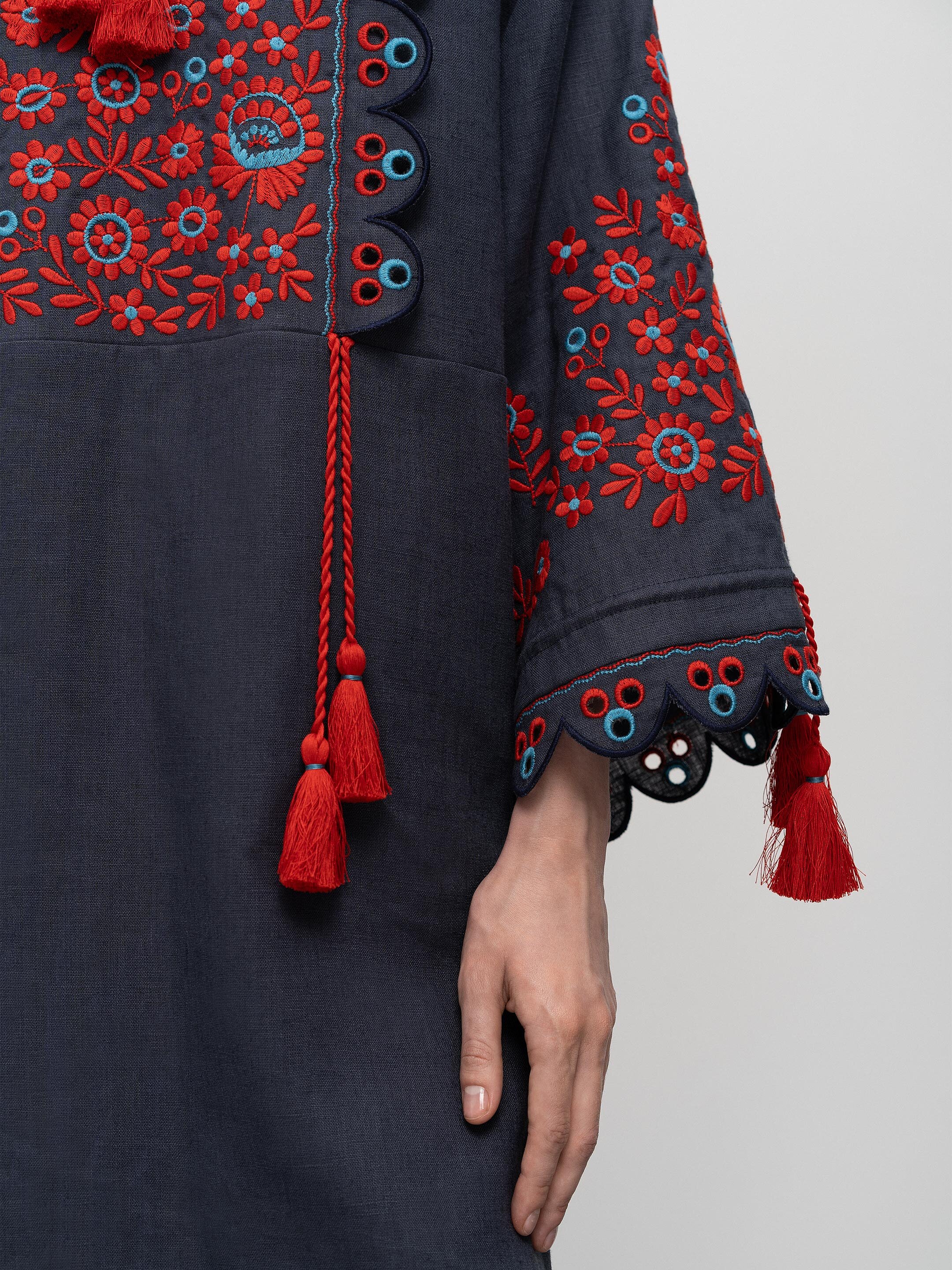 Short embroidered dress Lemky ціна