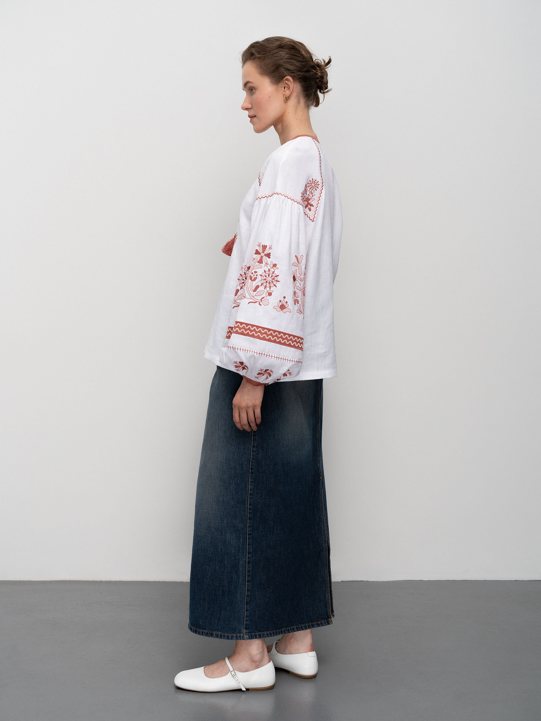 Women's shirt from the Poltava region Opishne fitting
