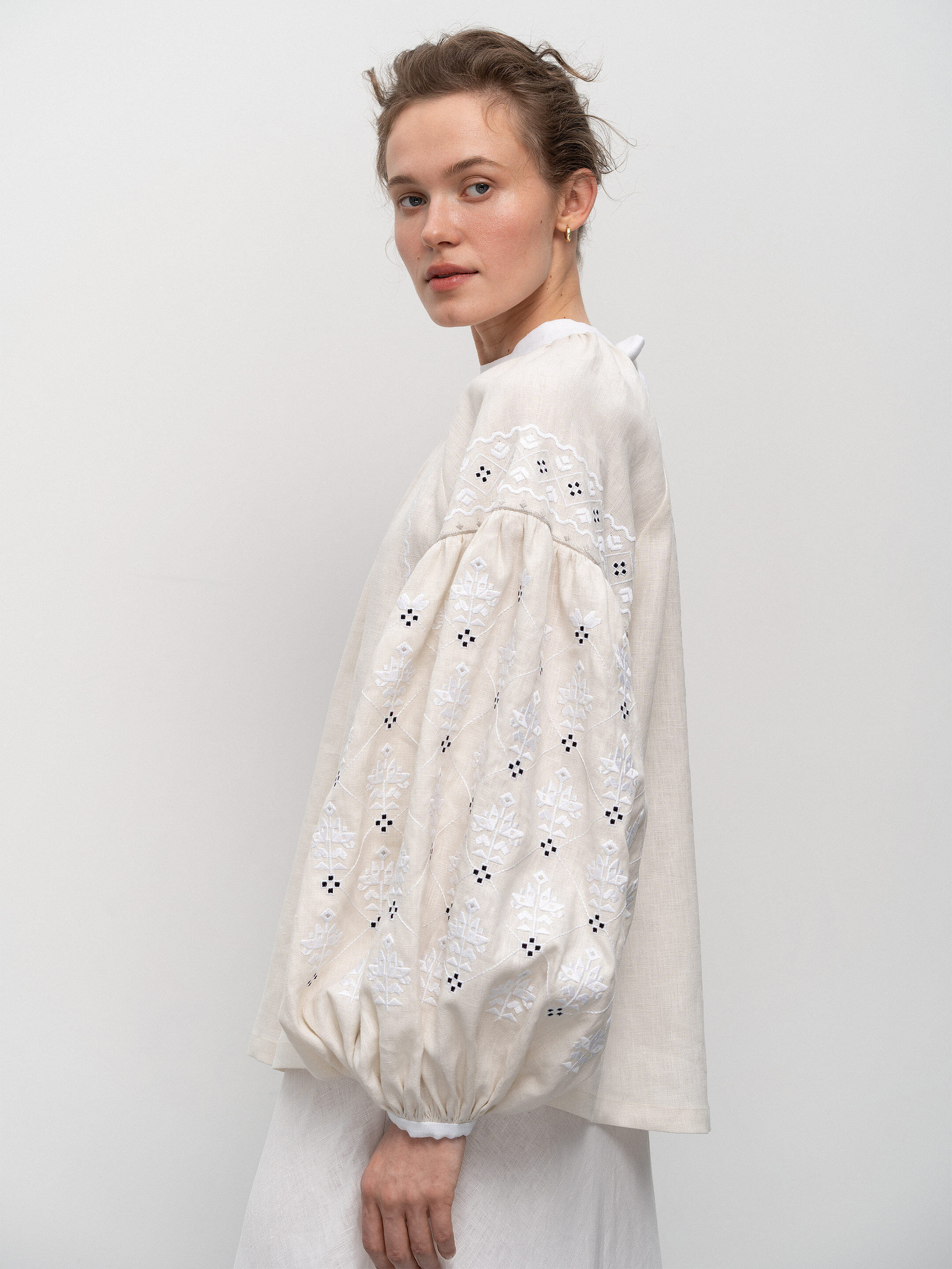 Women's embroidered shirt Poltavska fitting
