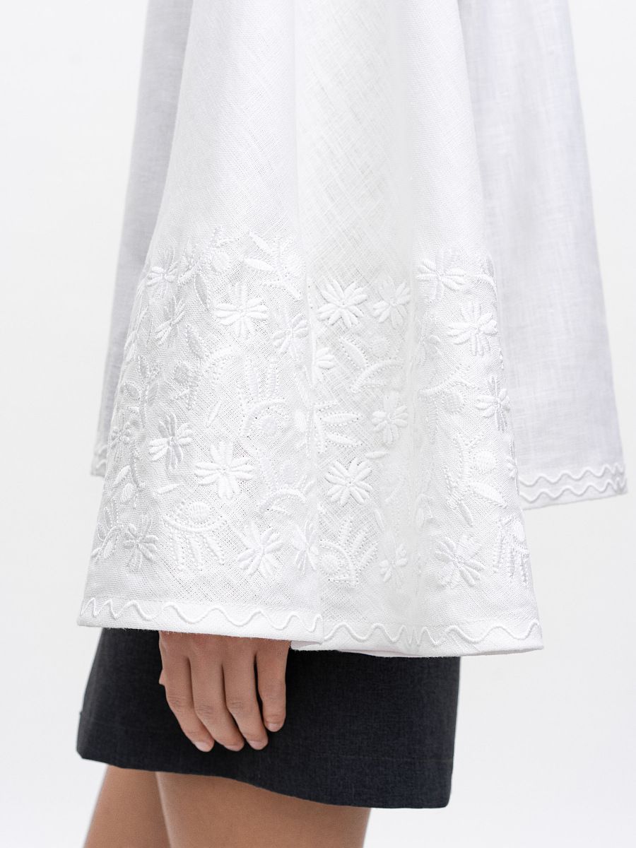 Linen blouse with wide sleeves and matching embroidery Teren Mono [0]