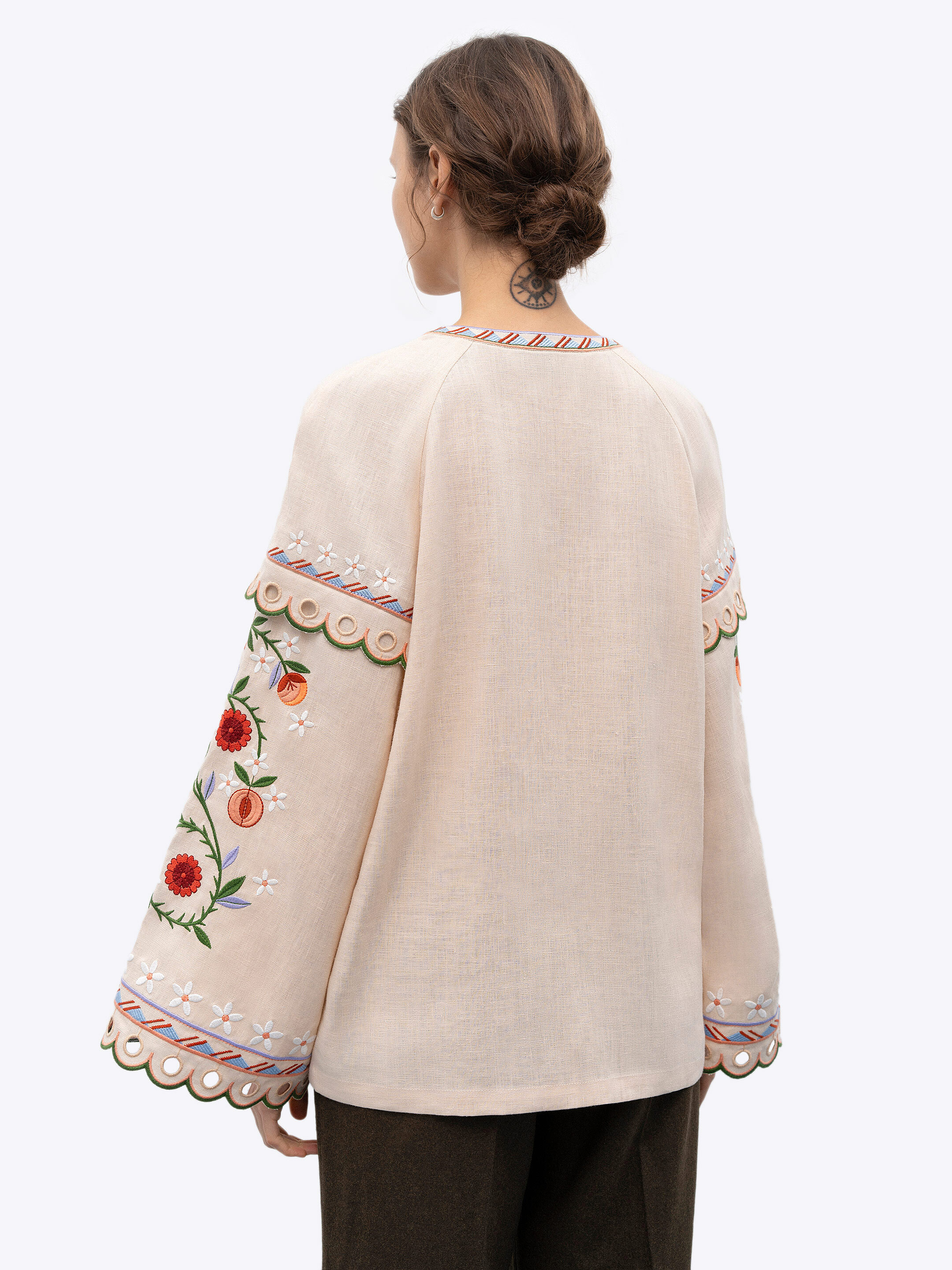 Women's embroidered blouse dedicated to the east Abrykosy W in Ukraine