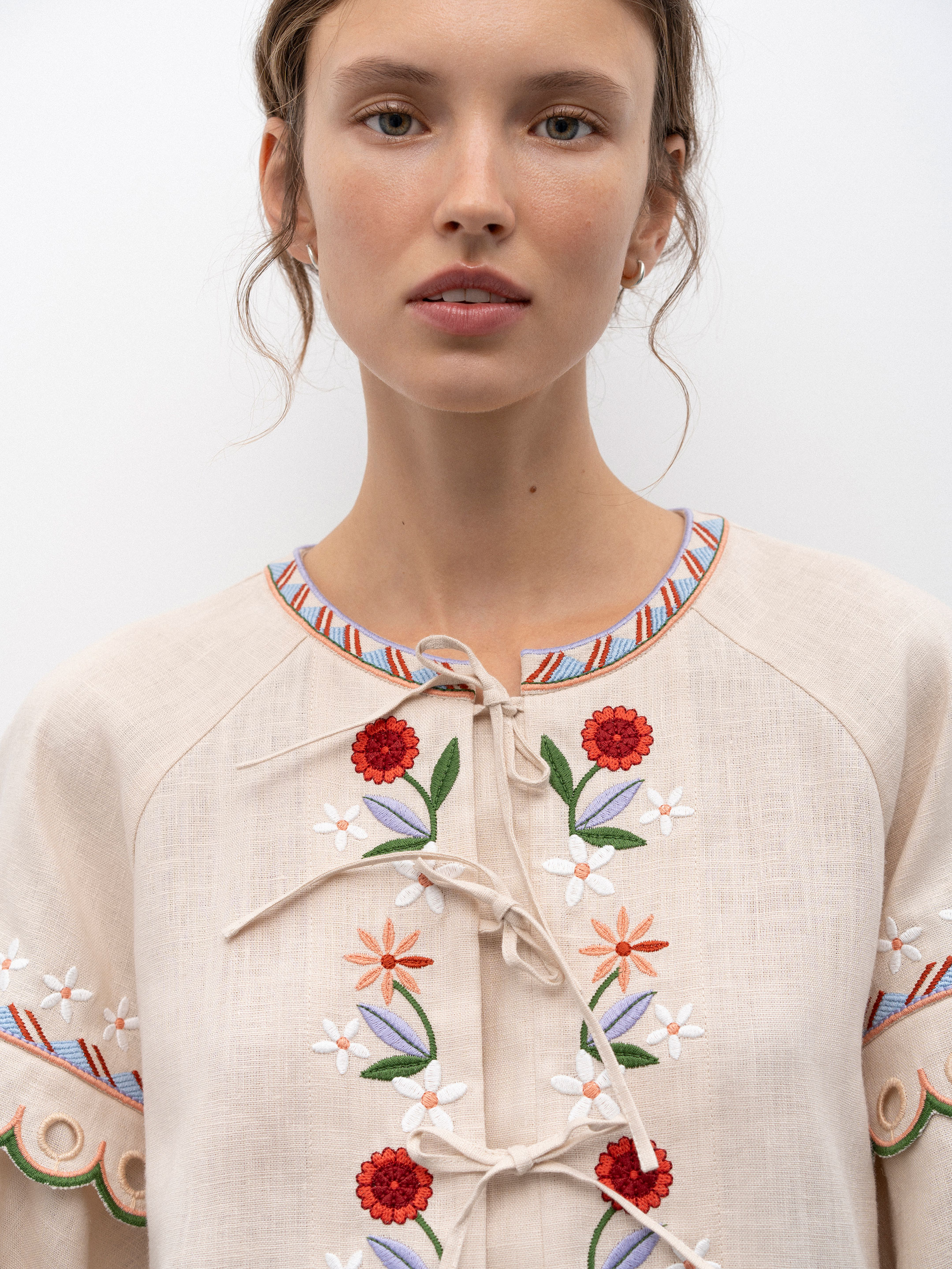 Women's embroidered blouse dedicated to the east Abrykosy W - photo 2