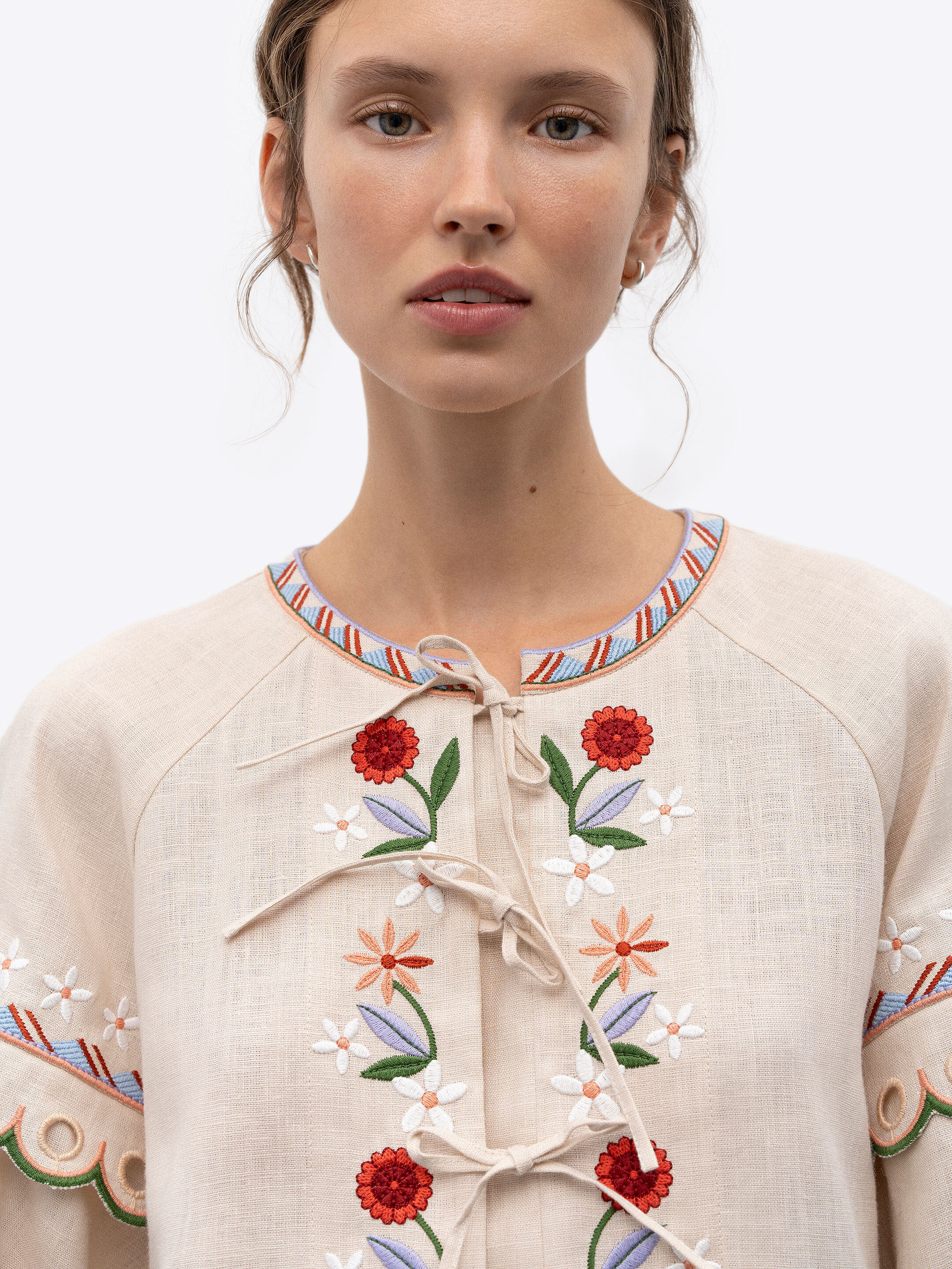 Women's embroidered blouse dedicated to the east Abrykosy W cheap
