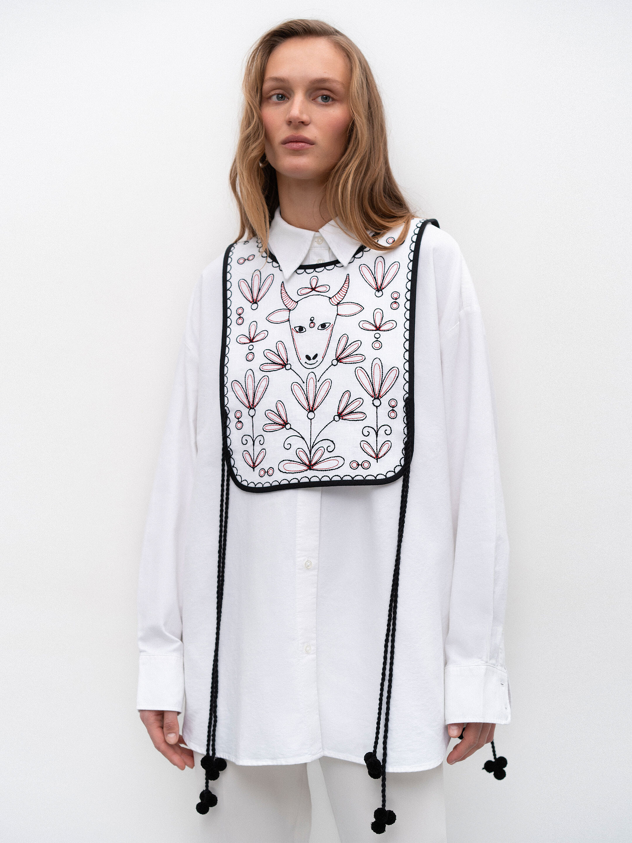 Linen embroidered waistcoat with ties Koza Bila cheap