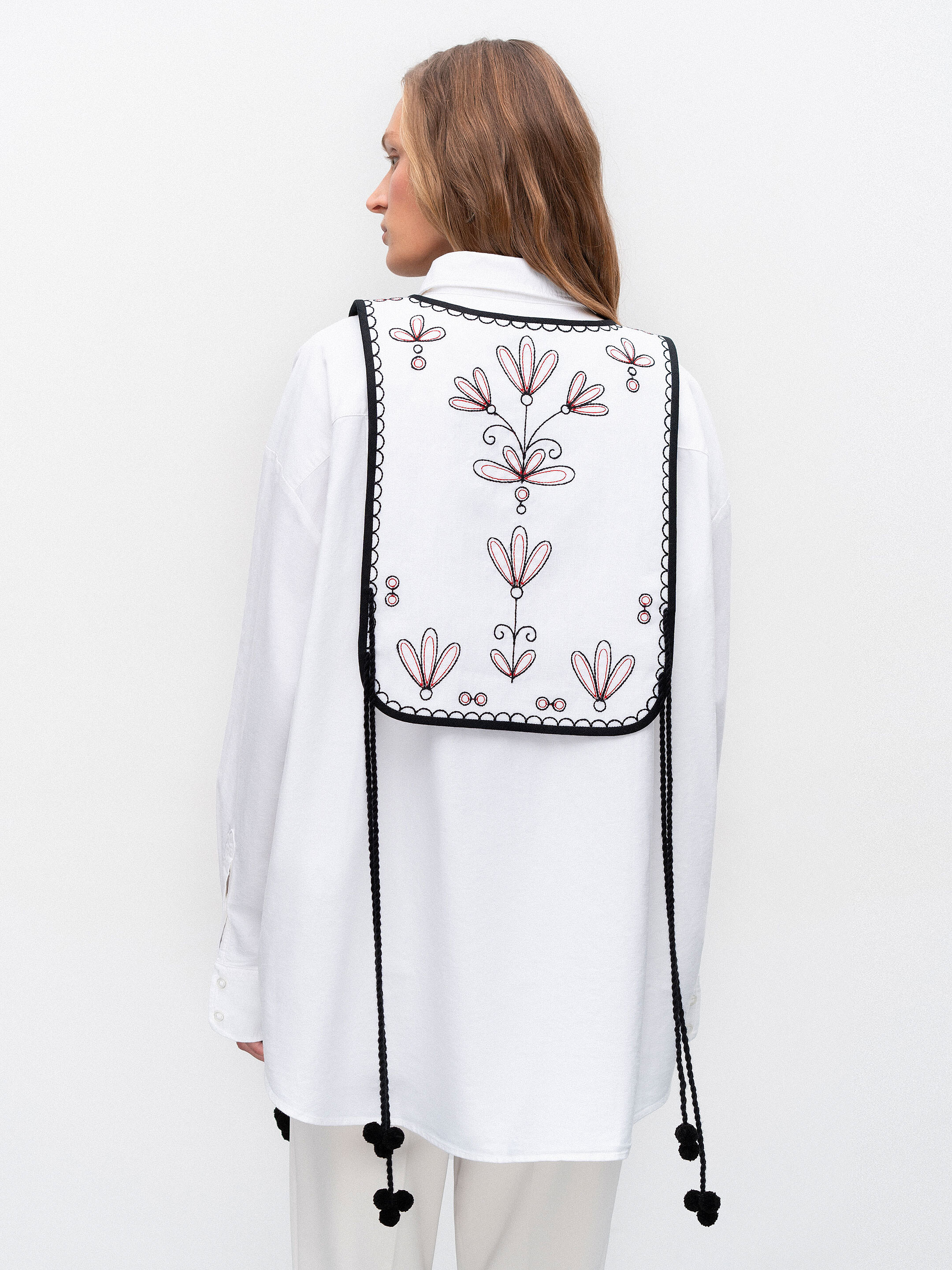 Linen embroidered waistcoat with ties Koza Bila in Ukraine