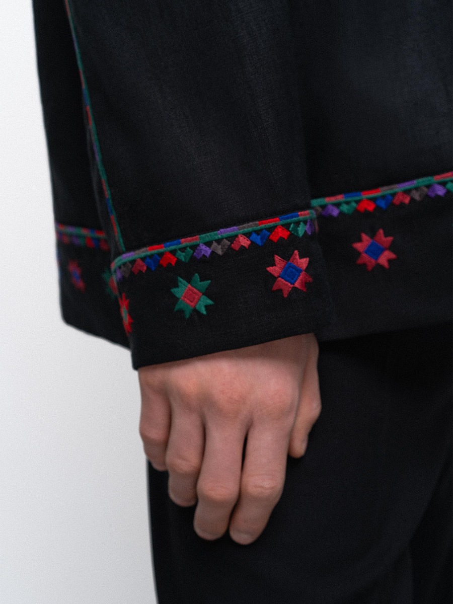 Men's embroidered jacket with a contrasting ornament Shchedryi Vechir [0]