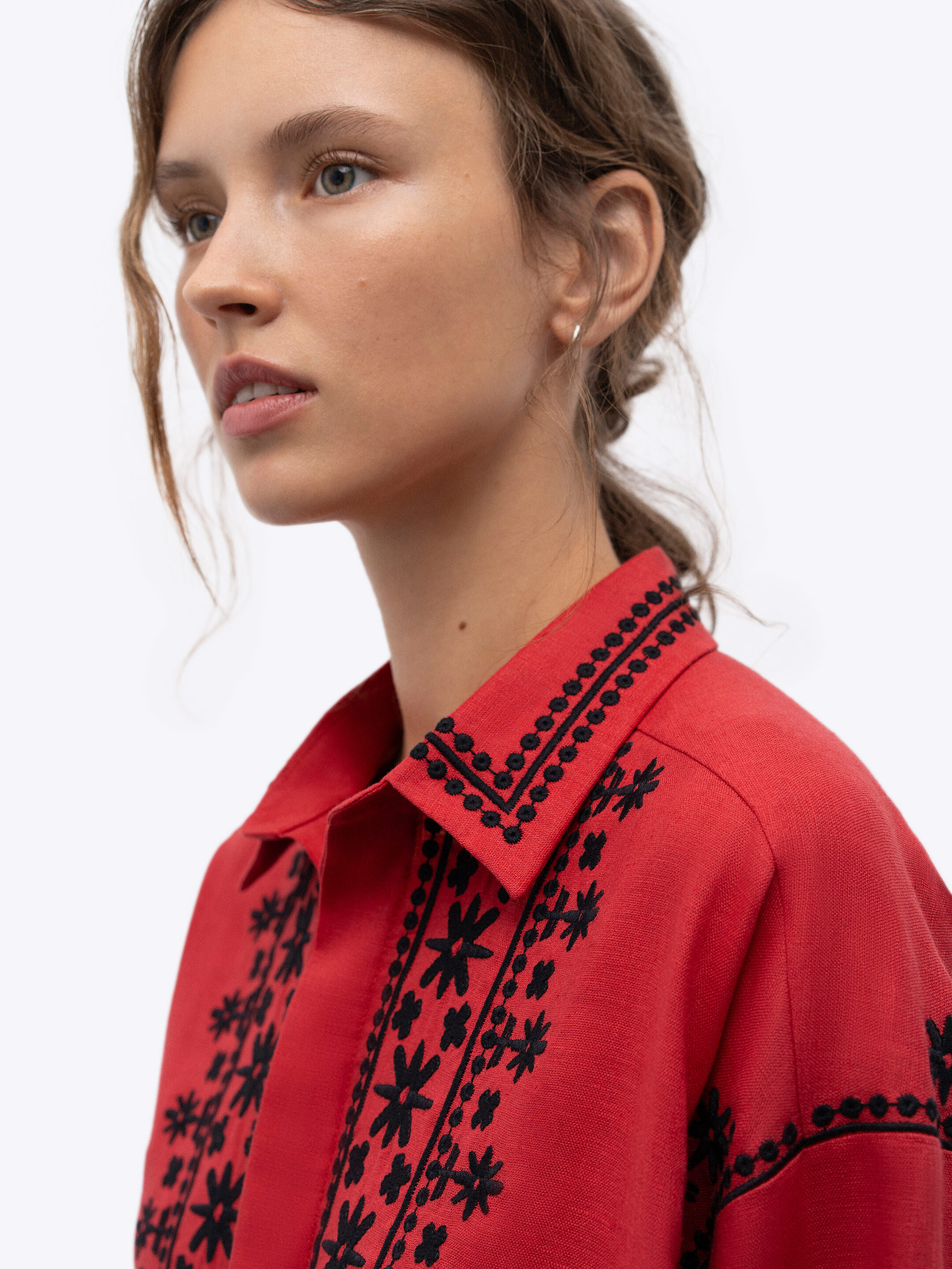 Red linen shirt with an embroidered ornament Nova Khata 1925 choose
