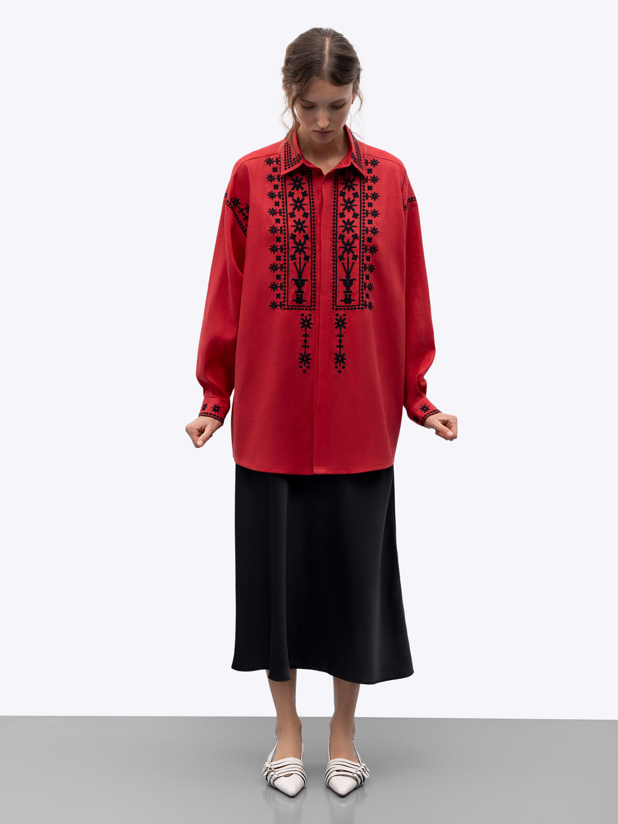 Red linen shirt with an embroidered ornament Nova Khata 1925 in Ukraine