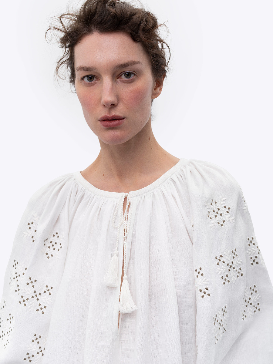 Long embroidered shirt Elizabeth [0]