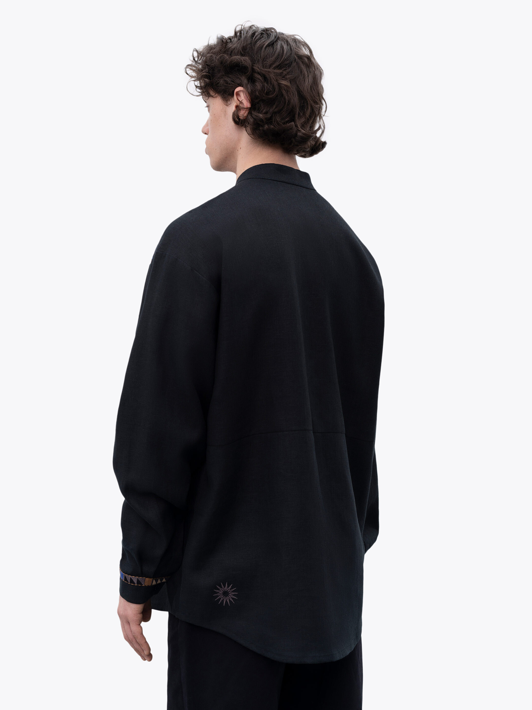 Men's linen shirt on buttons with embroidery Zvir ціна