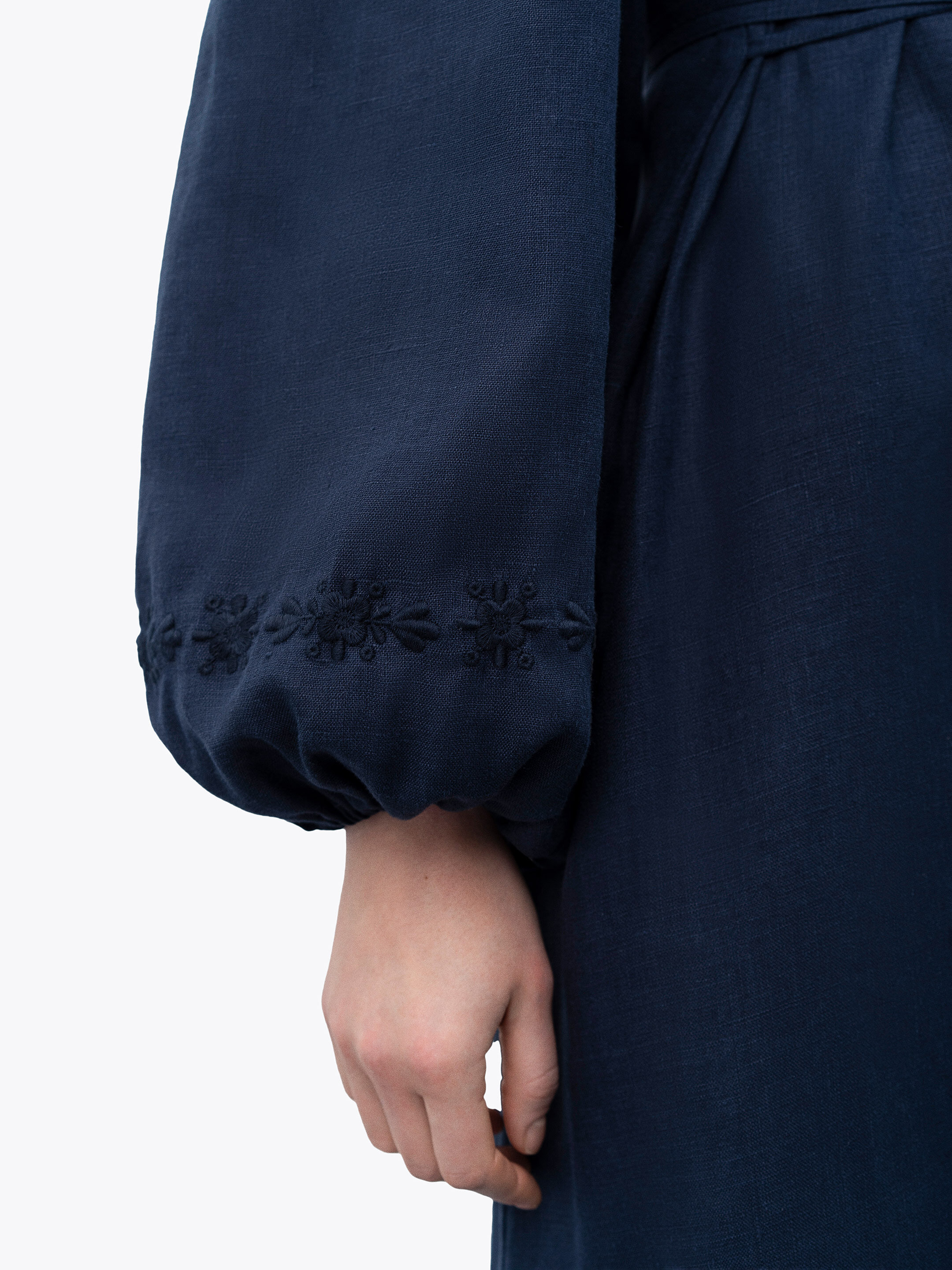 Linen dress with embroidery Pervotsvit Blue fitting