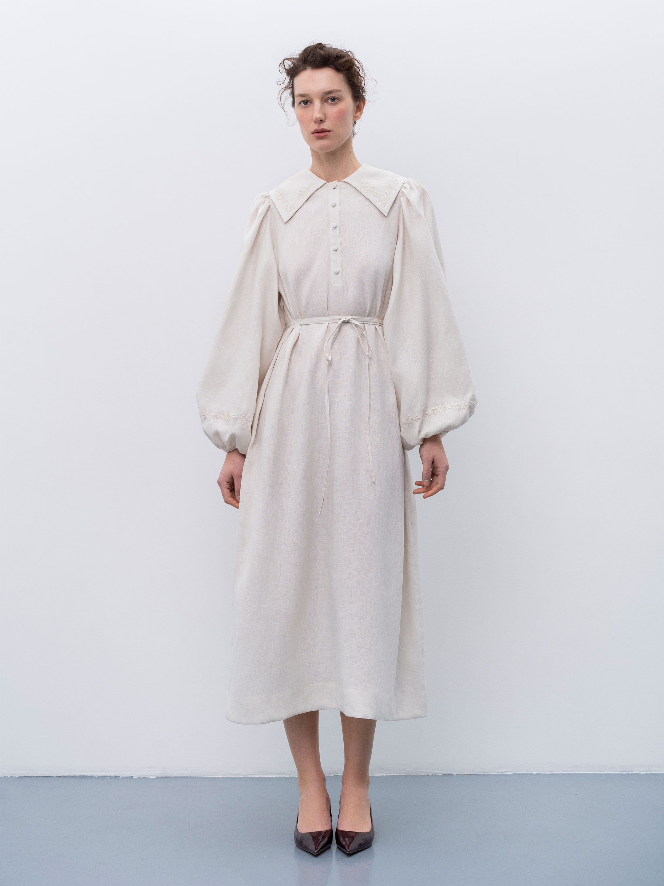 Linen dress with embroidery Pervotsvit Light - photo 1