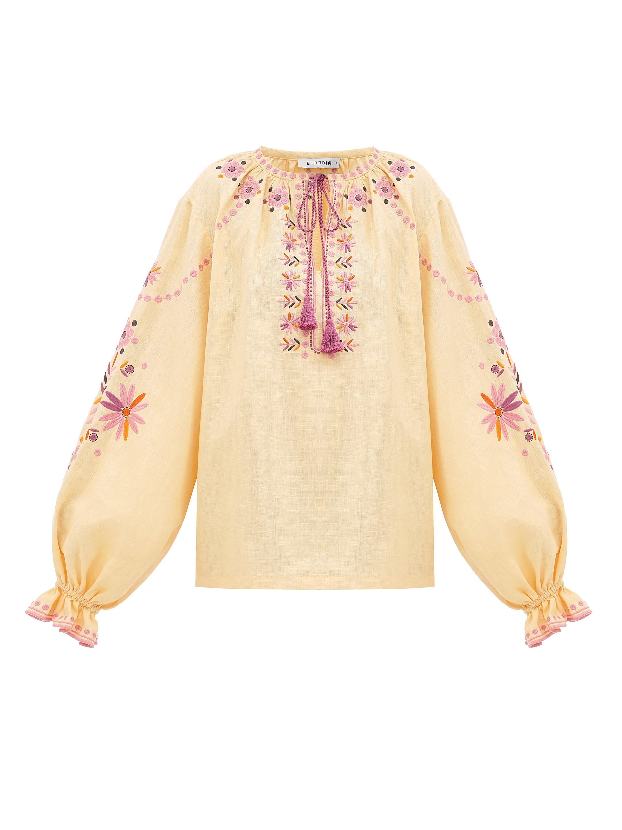 Voluminous embroidered blouse with floral ornaments April buy in