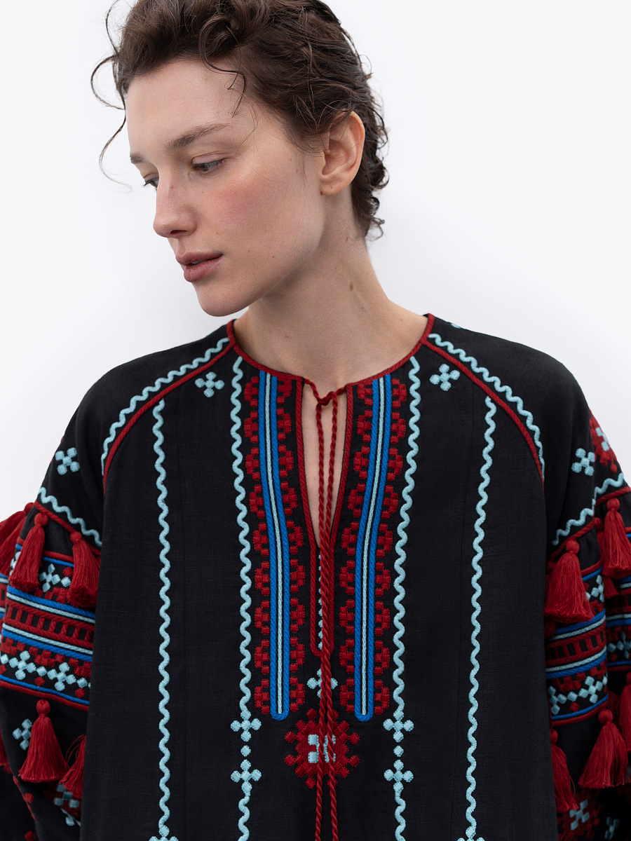 Black linen embroidered dress with contrasting ornaments and tassels Tera [0]