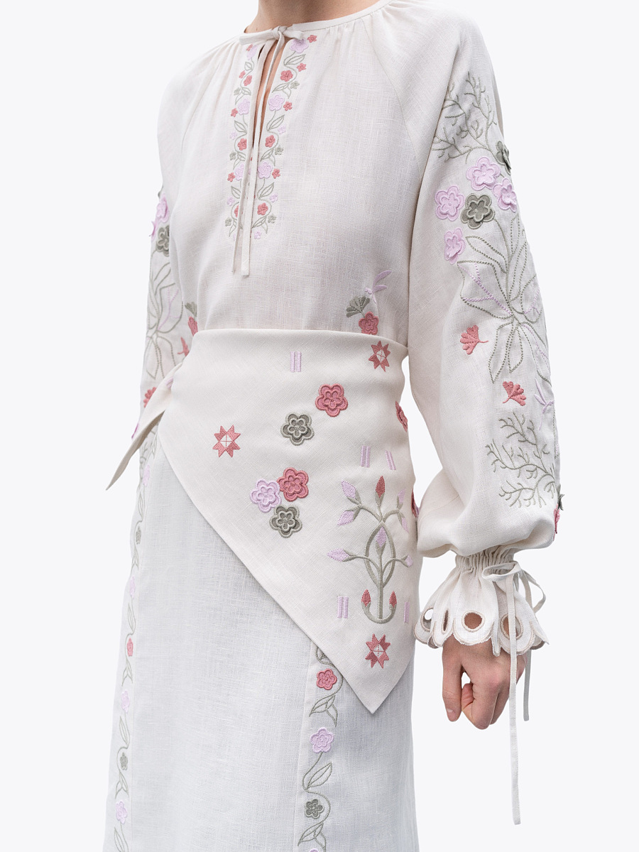 Embroidered linen shawl with floral ornaments Rozmay [0]