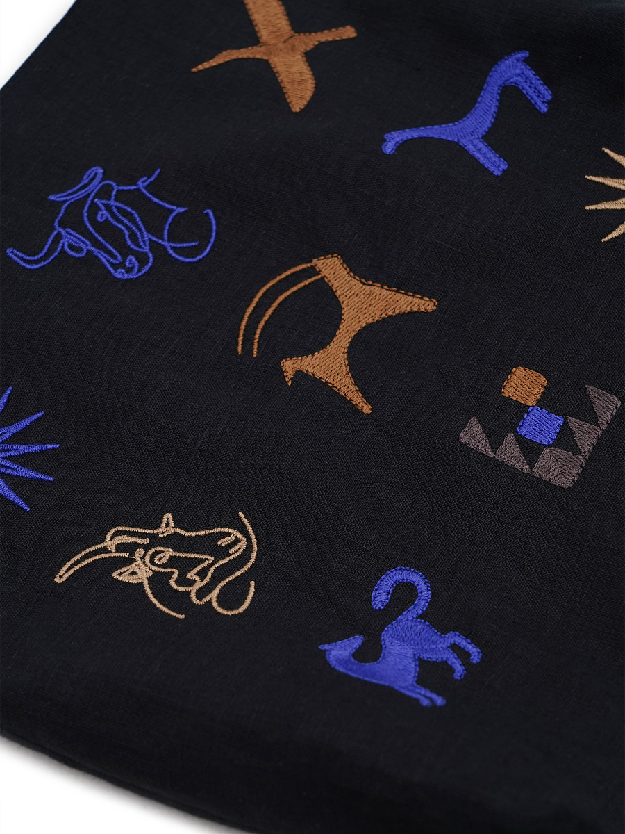 Linen bag with embroidered ornament wild animals Zvir [0]