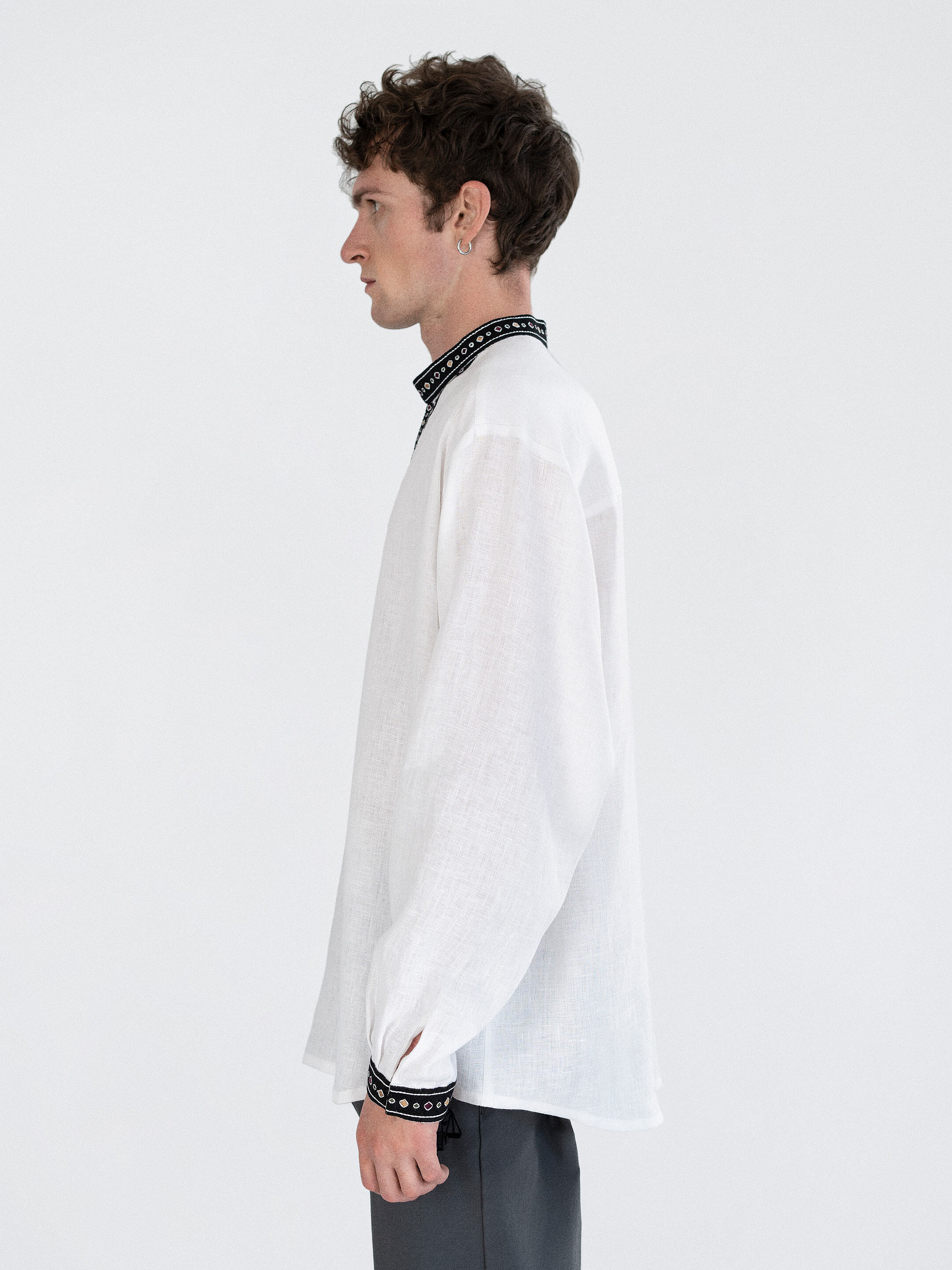 Embroidered shirt Great Britain cheap