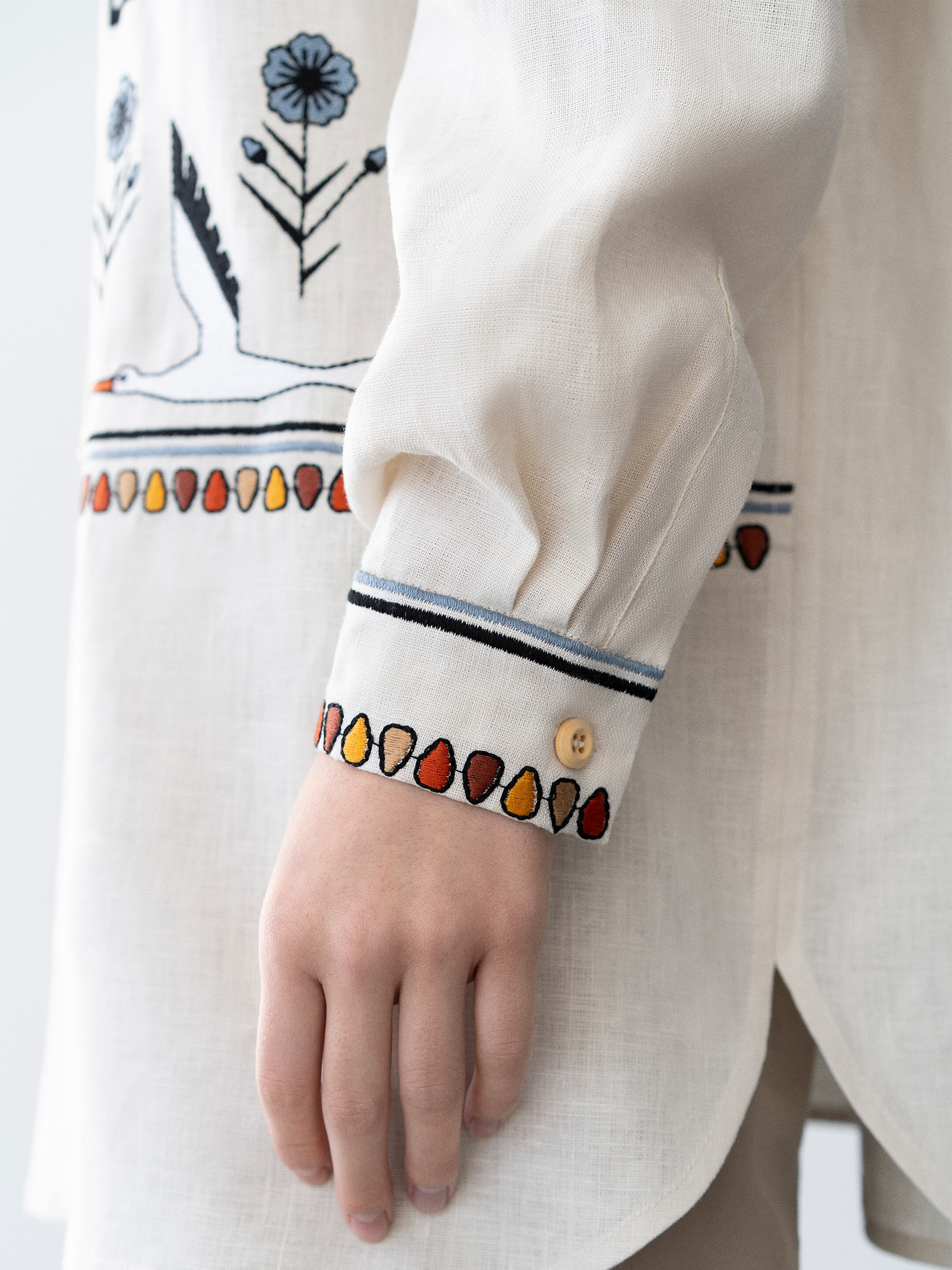Embroidered blouse Lithuania ціна