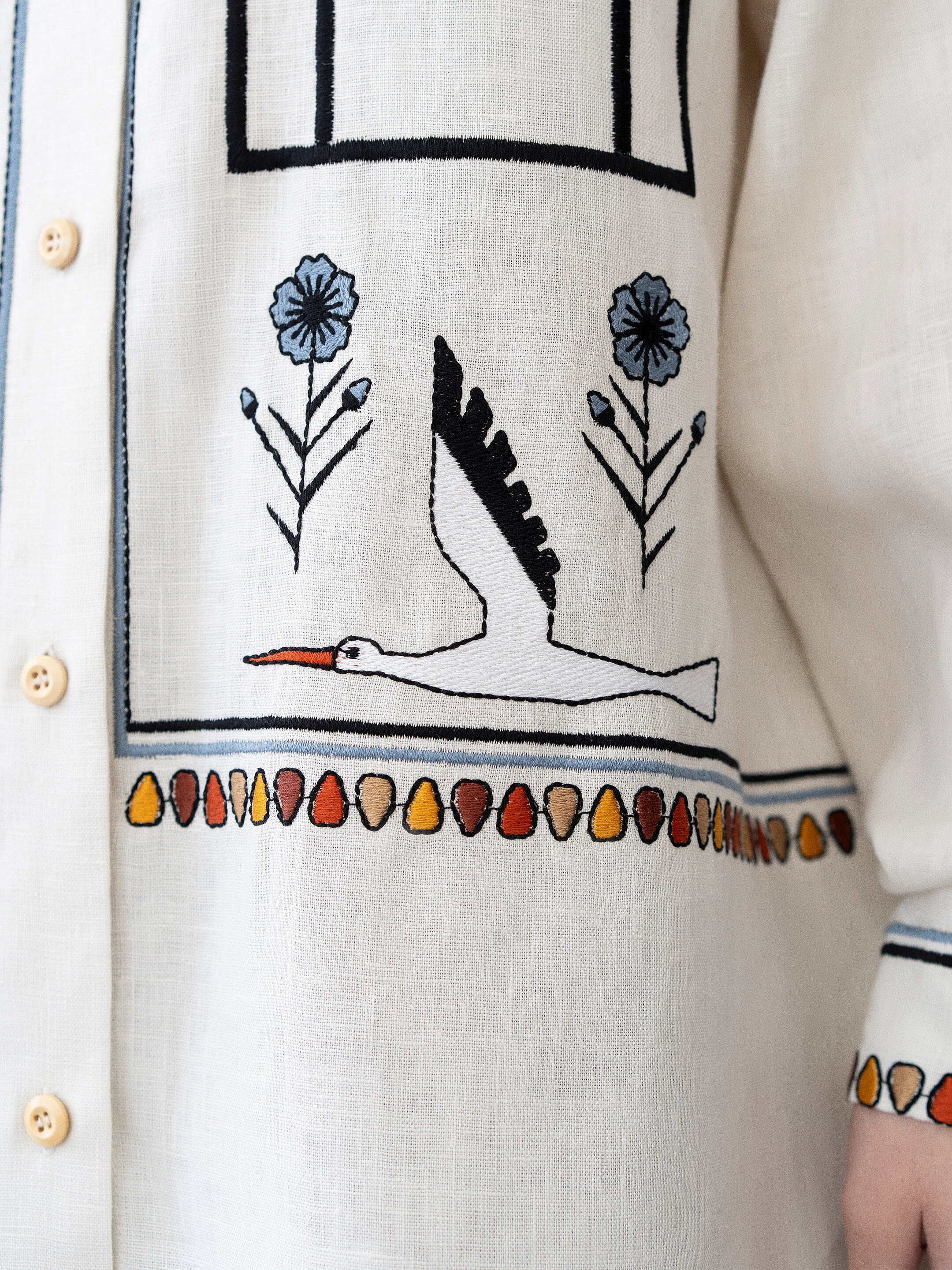 Embroidered blouse Lithuania fitting