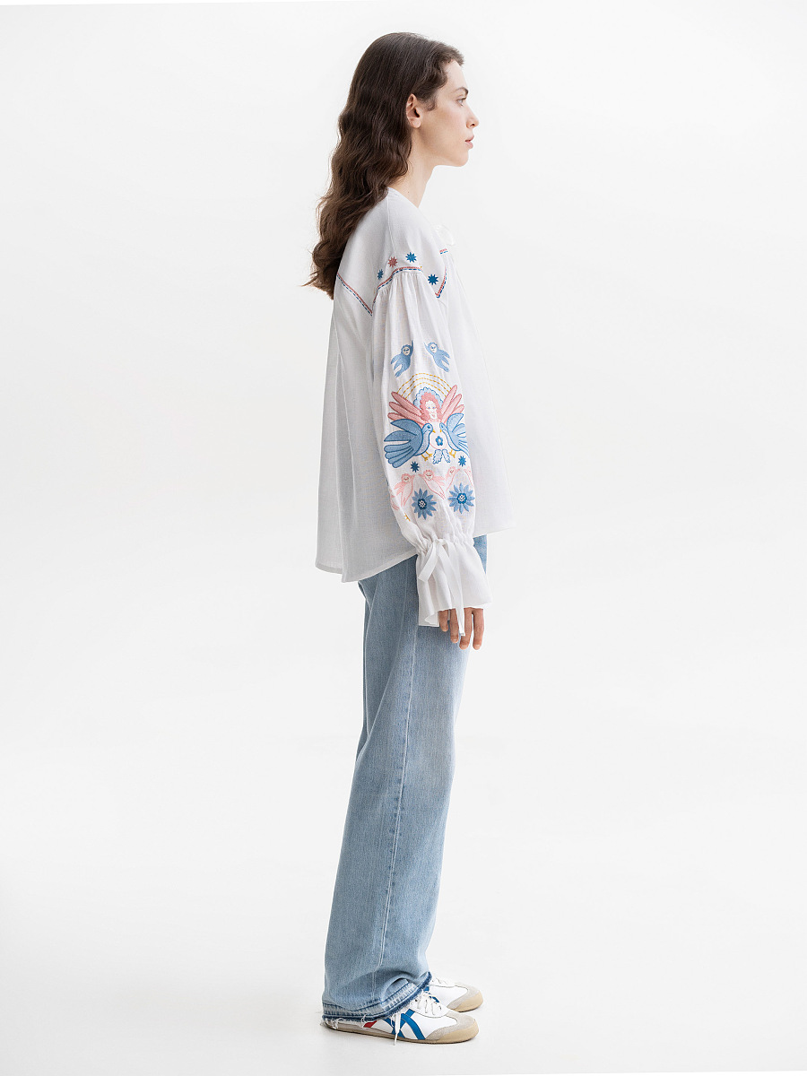 White embroidered shirt with abundant embroidery Prychornomorya [0]