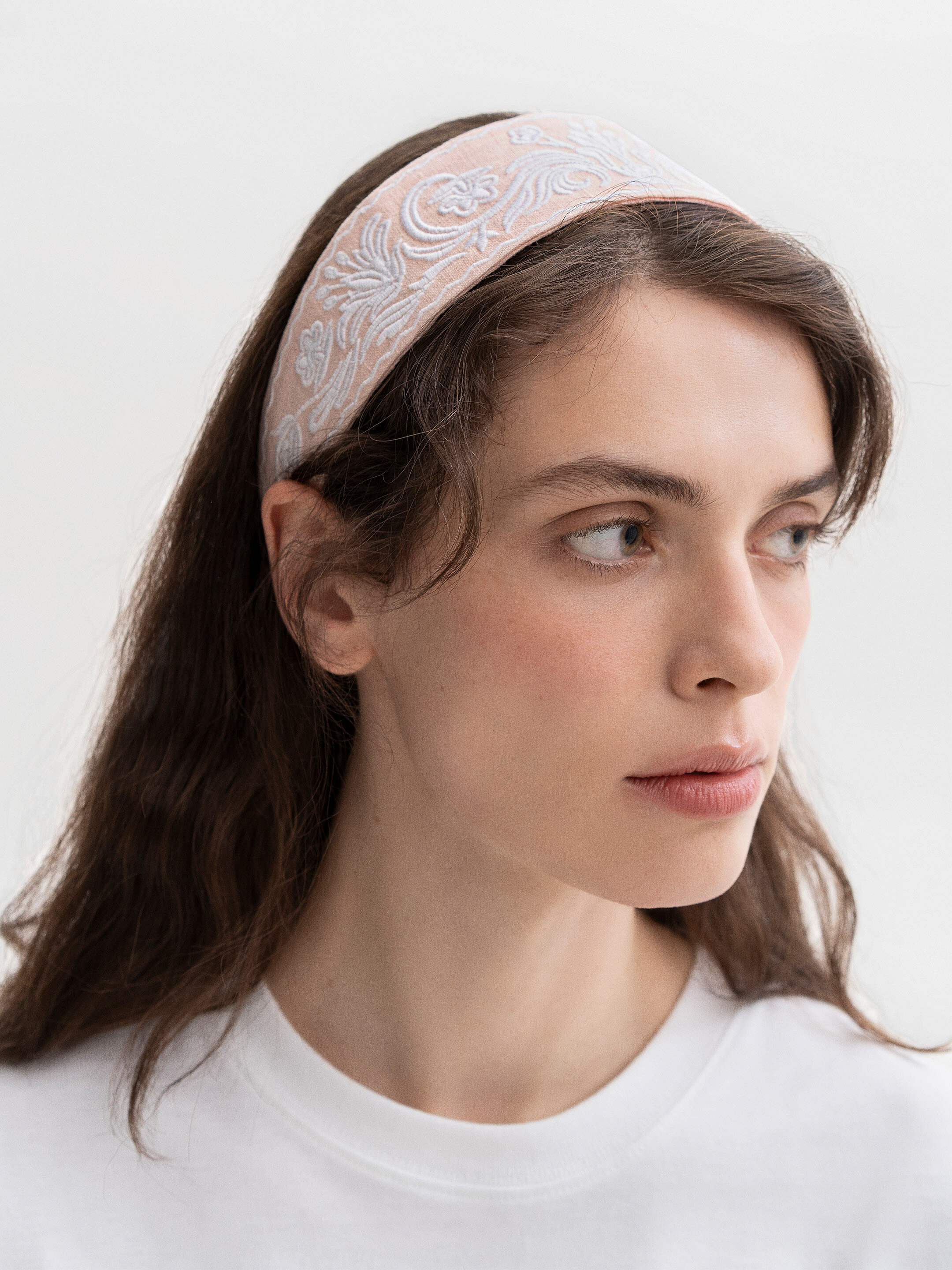 A peach-colored cap with white embroidery Kamiana Vyshyvanka Buy