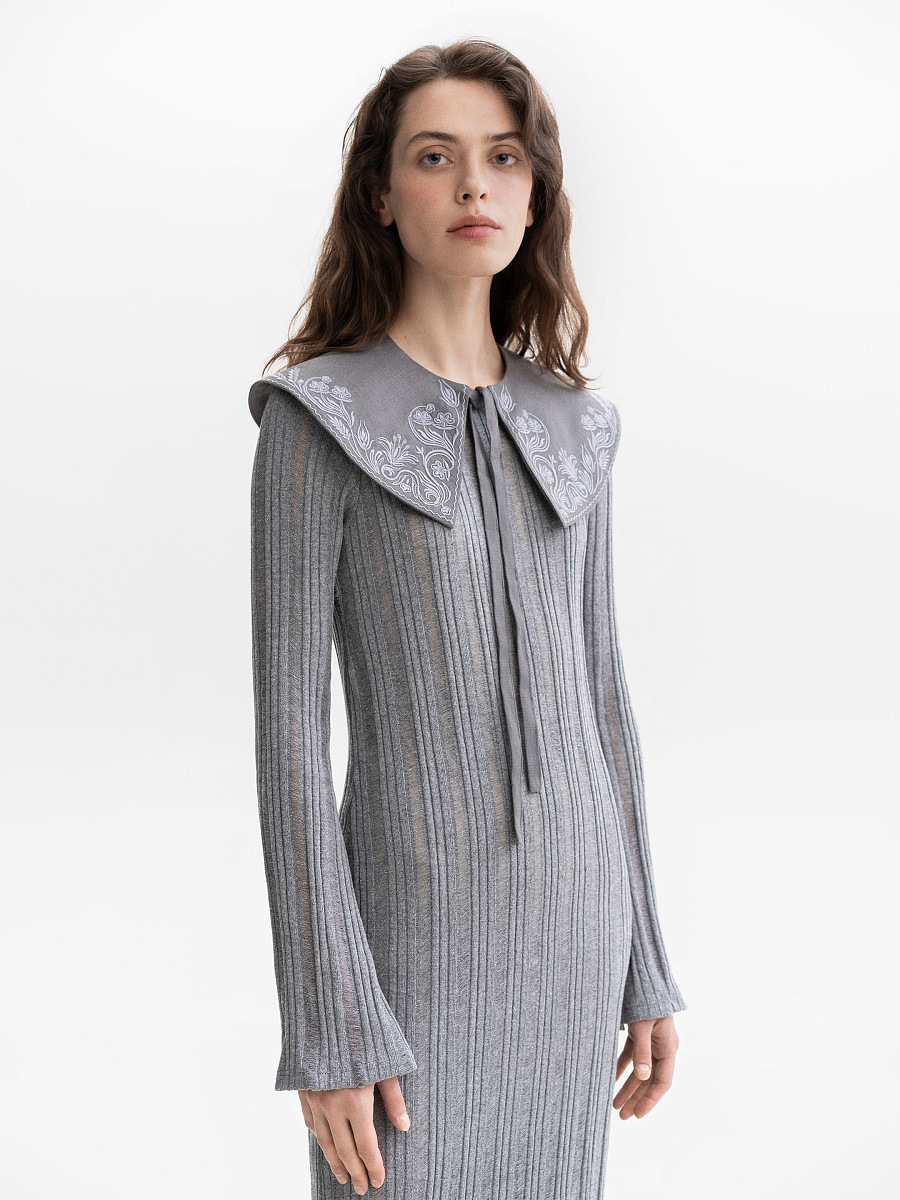 Gray collar with contrasting embroidery Vitrylnyk [0]