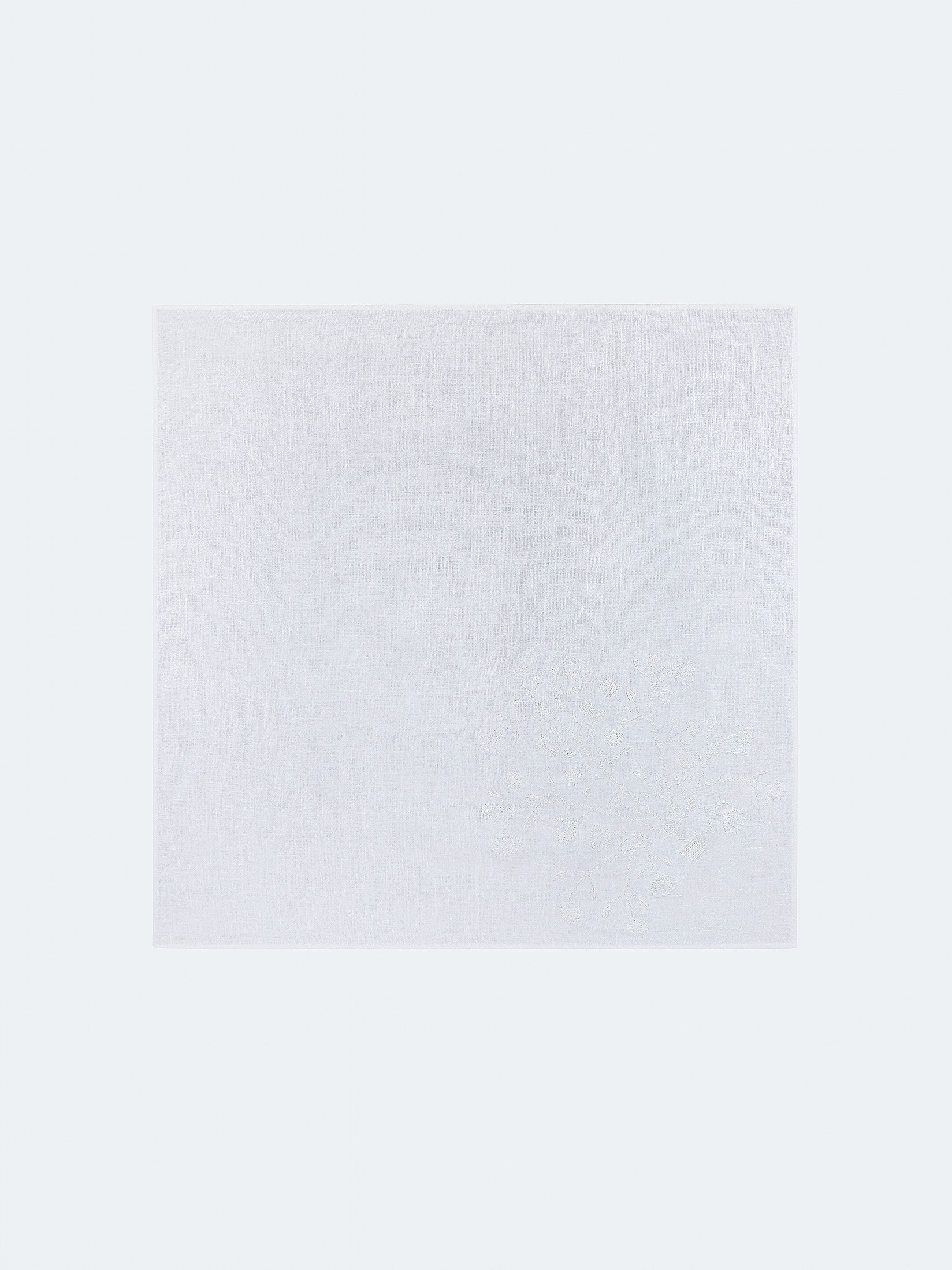 White bandana "Derevo zhyttia" photo
