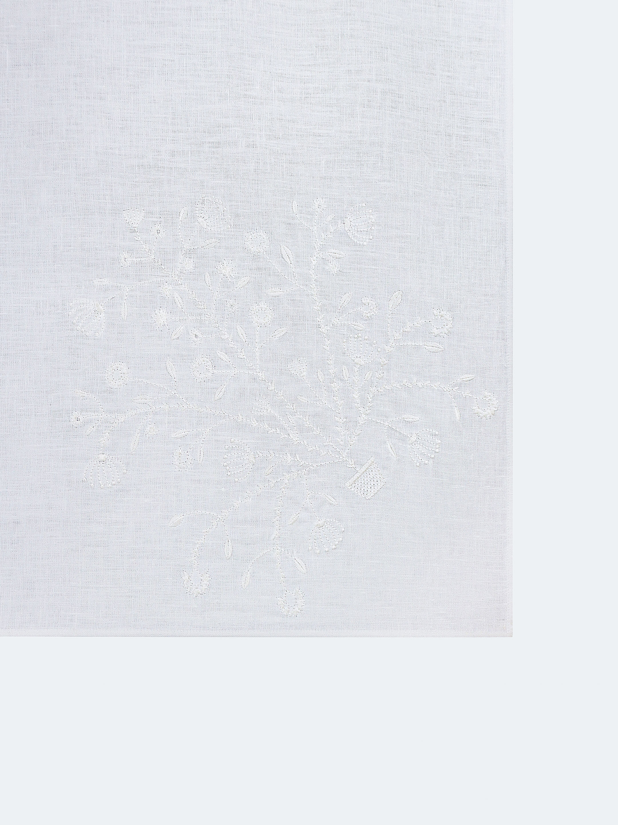 White bandana "Derevo zhyttia" in Ukraine