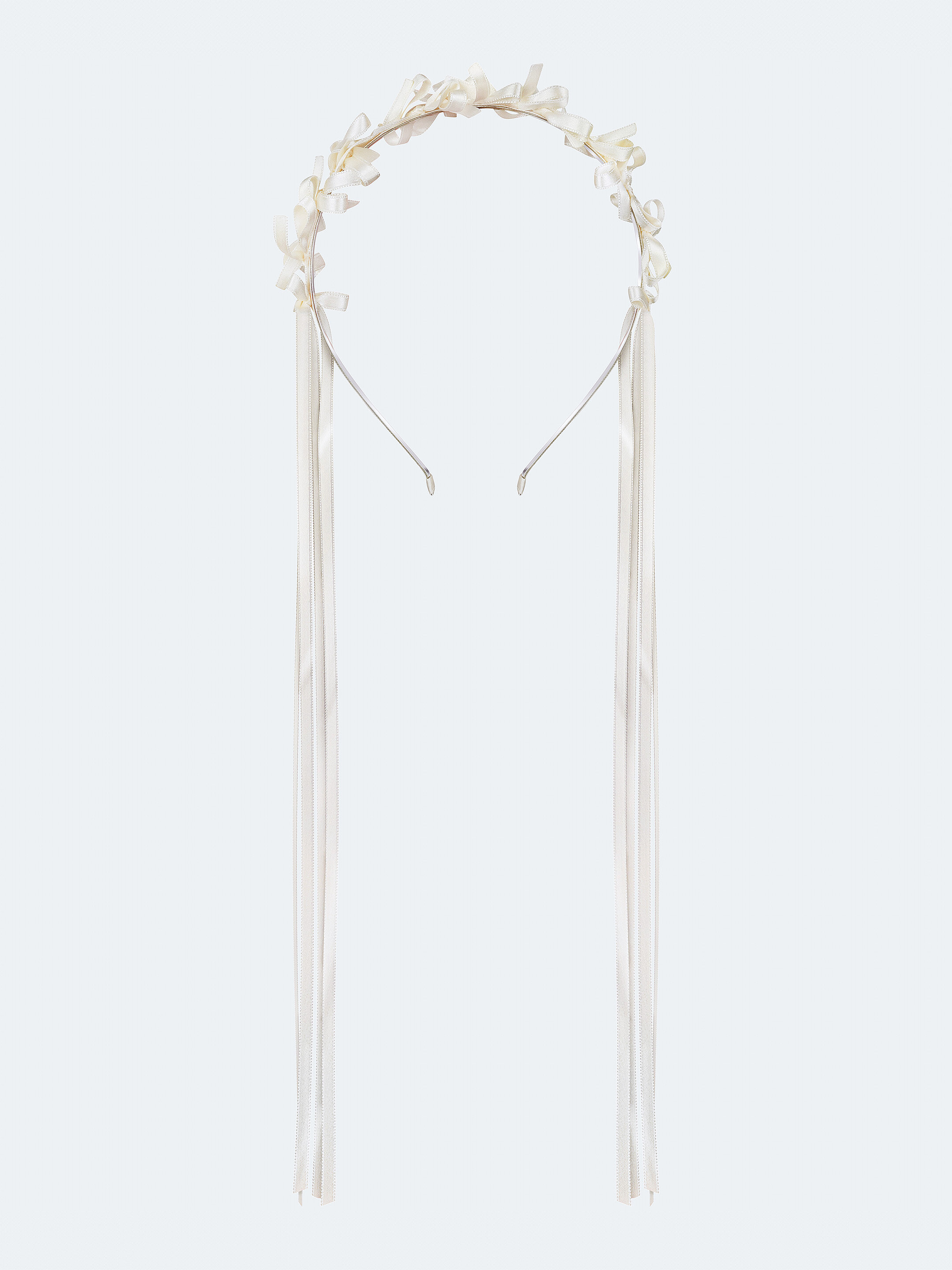 Light summer wreath made of milk-colored satin thread "Lebidka" ціна