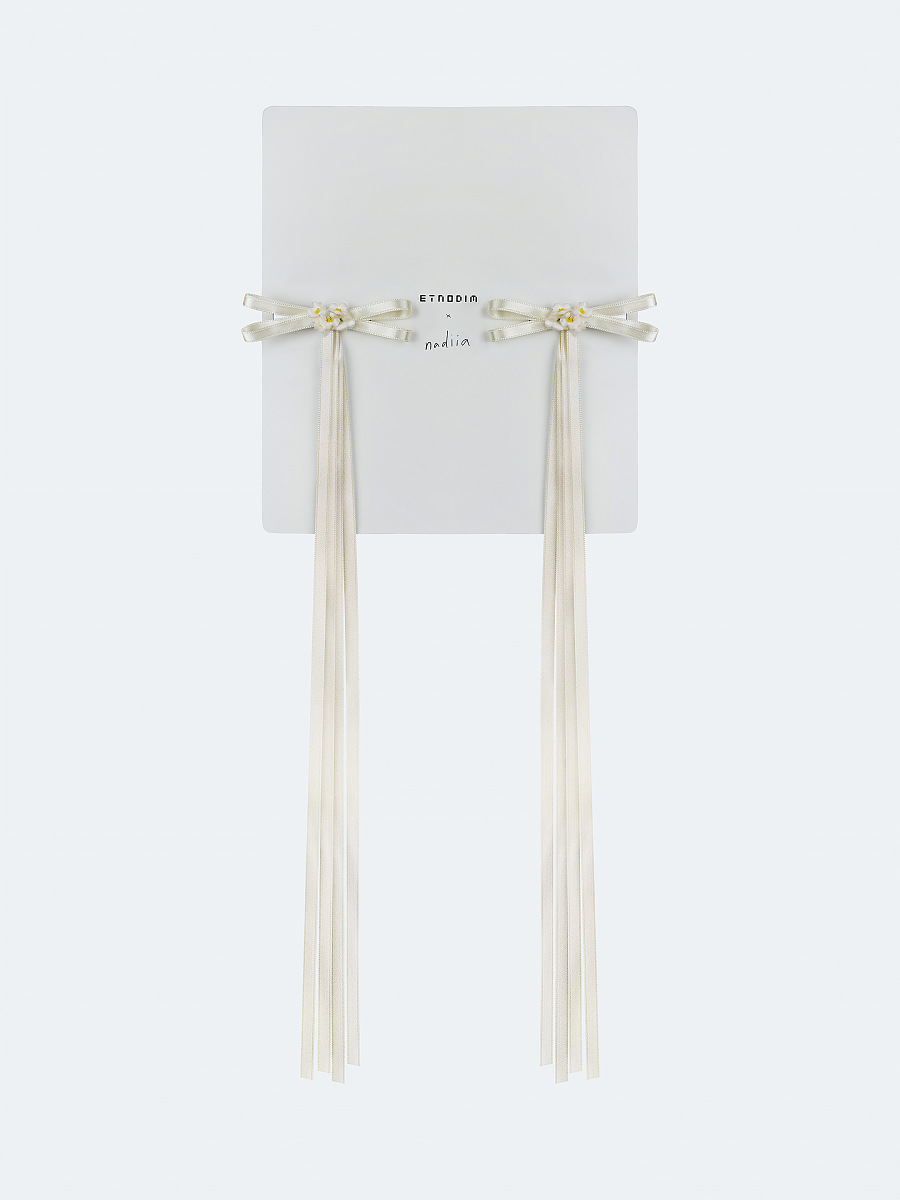 A pair of ribbons-barrettes of milk color "Tsarivna" [0]