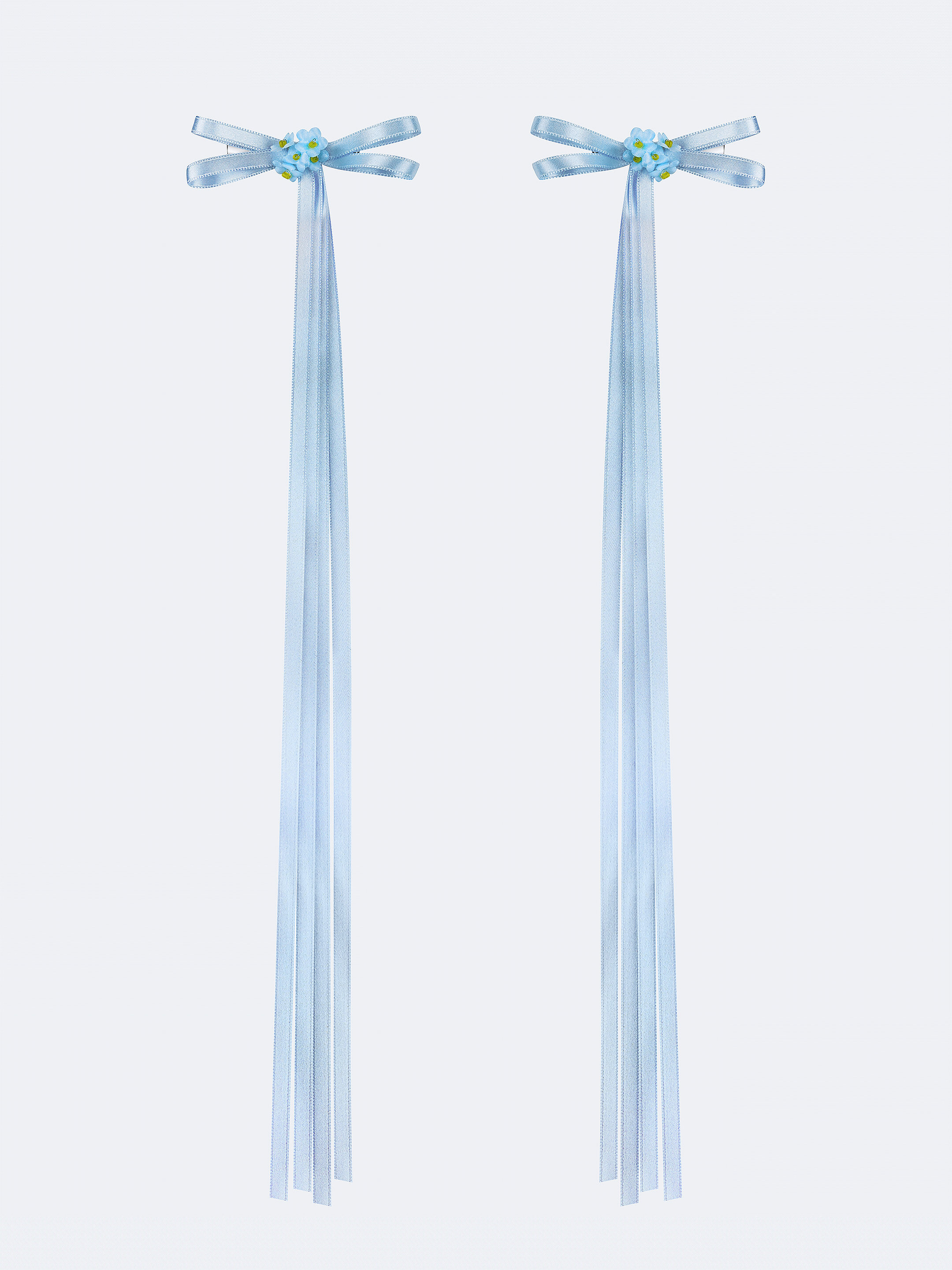 A pair of ribbons-barrettes of white color "Tsarivna" photo