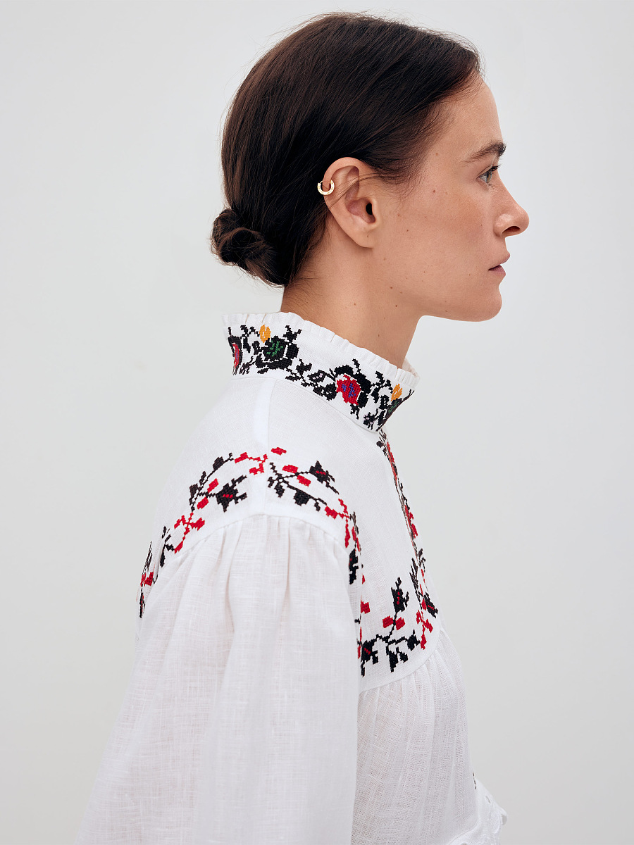 Long embroidered dress with a high neck "Korolivna" [0]