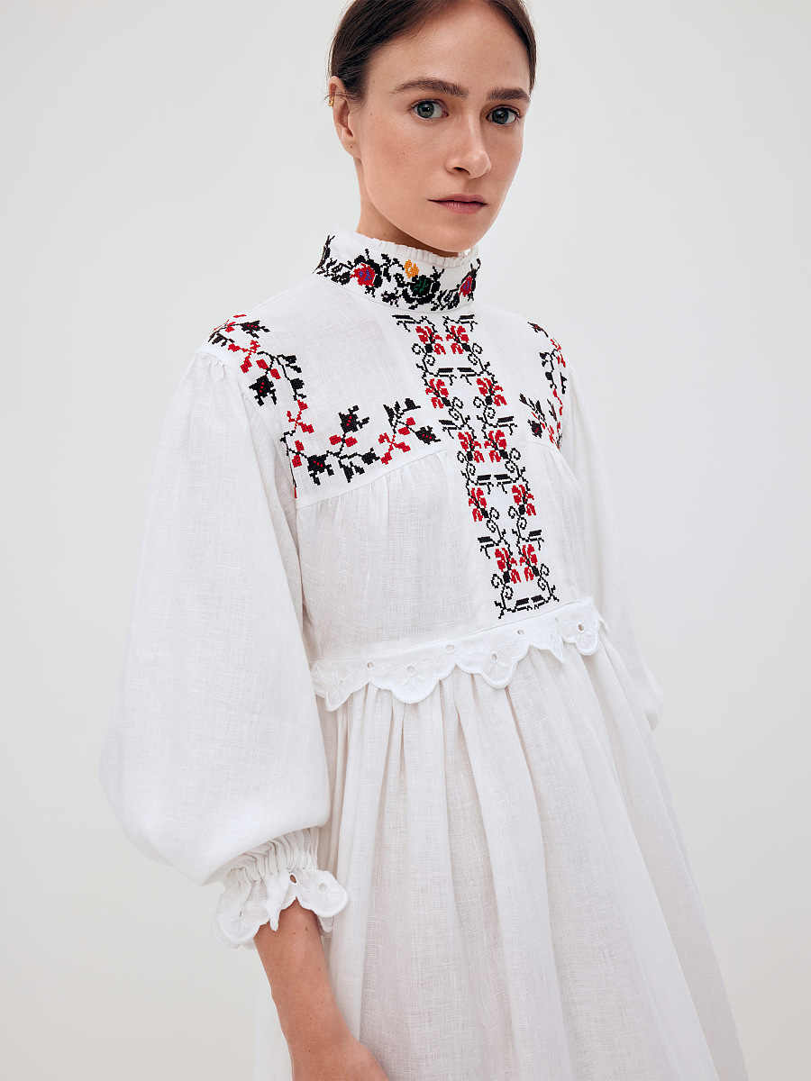 Long embroidered dress with a high neck "Korolivna" [0]