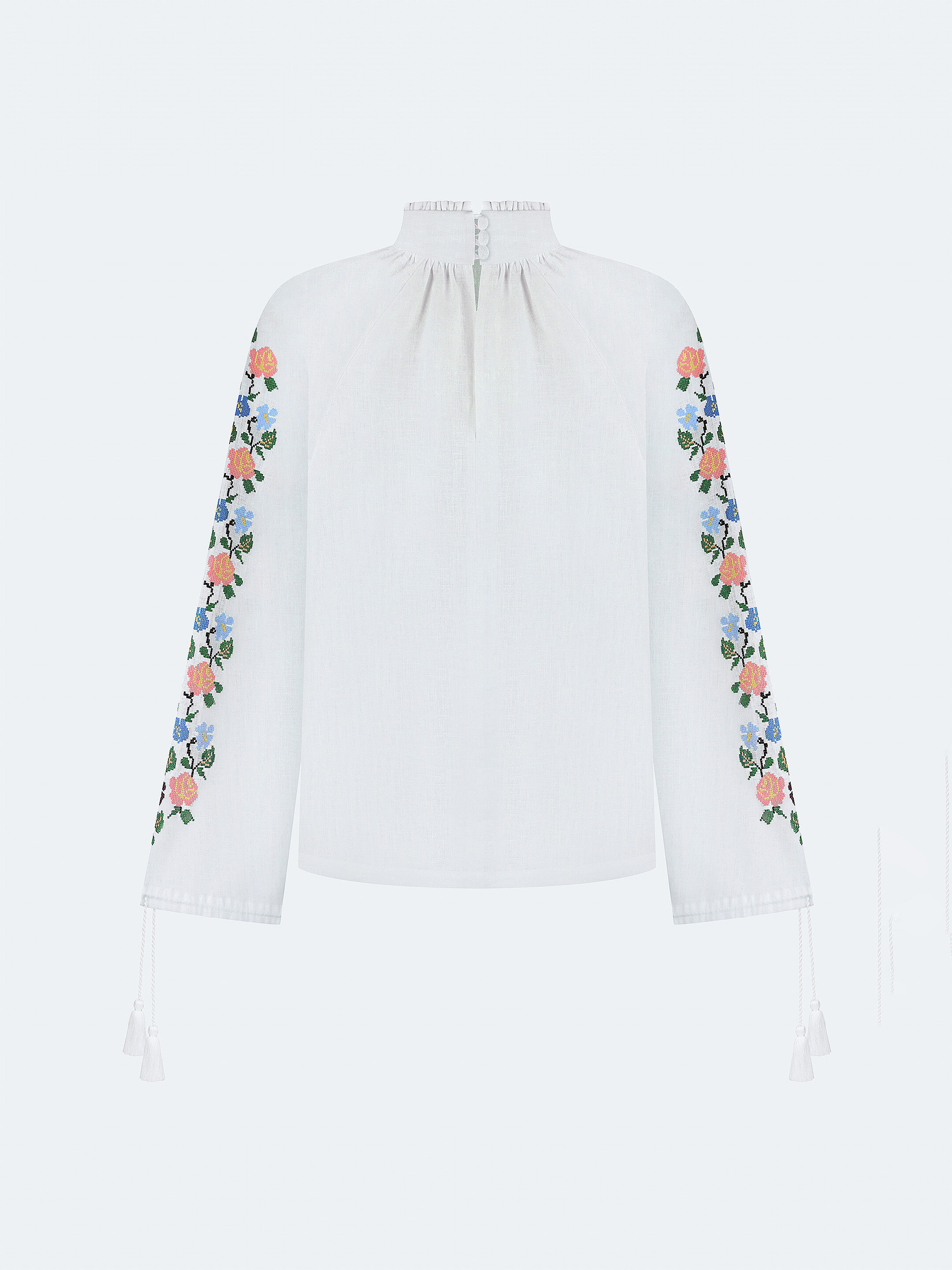 Linen shirt with floral ornament "Bouquet" fitting