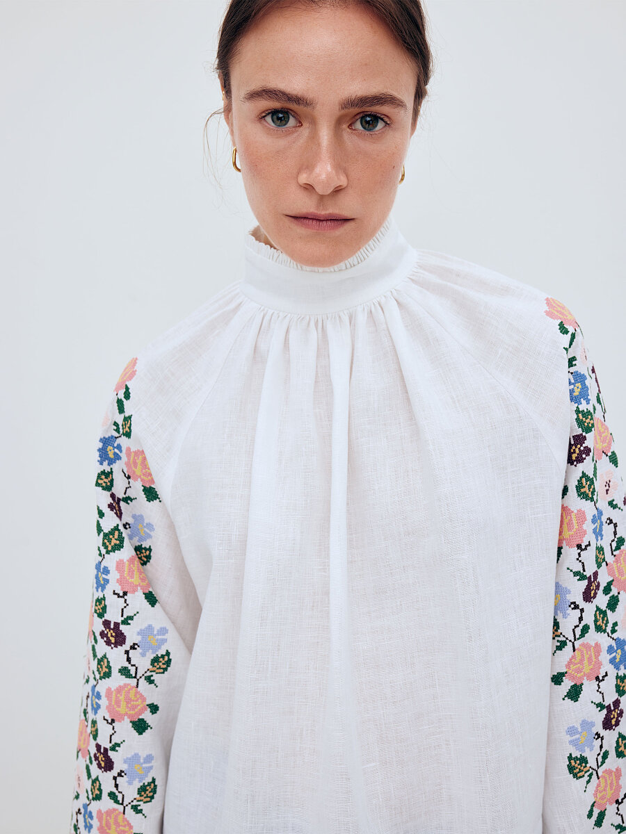 Linen shirt with floral ornament "Bouquet" [0]