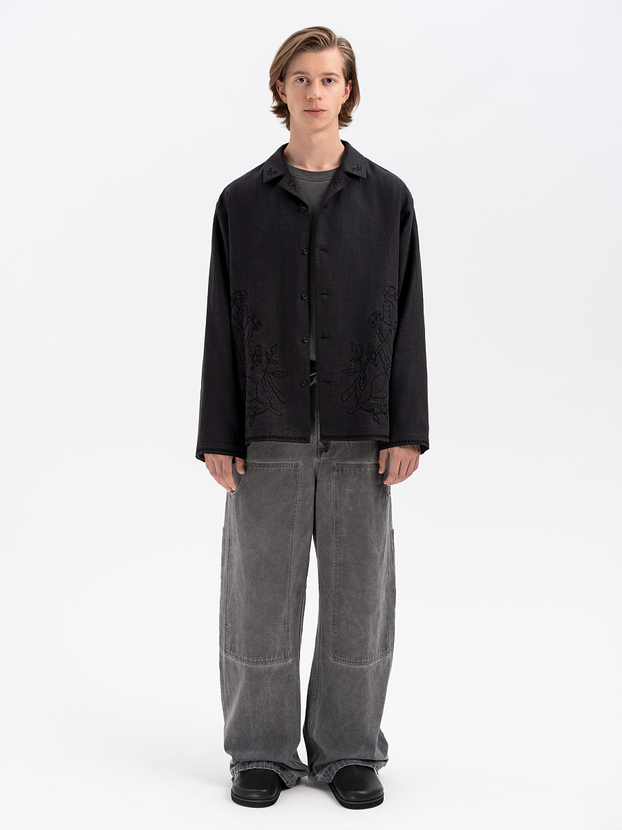 Black shirt with matching embroidery "Hlid" [0]