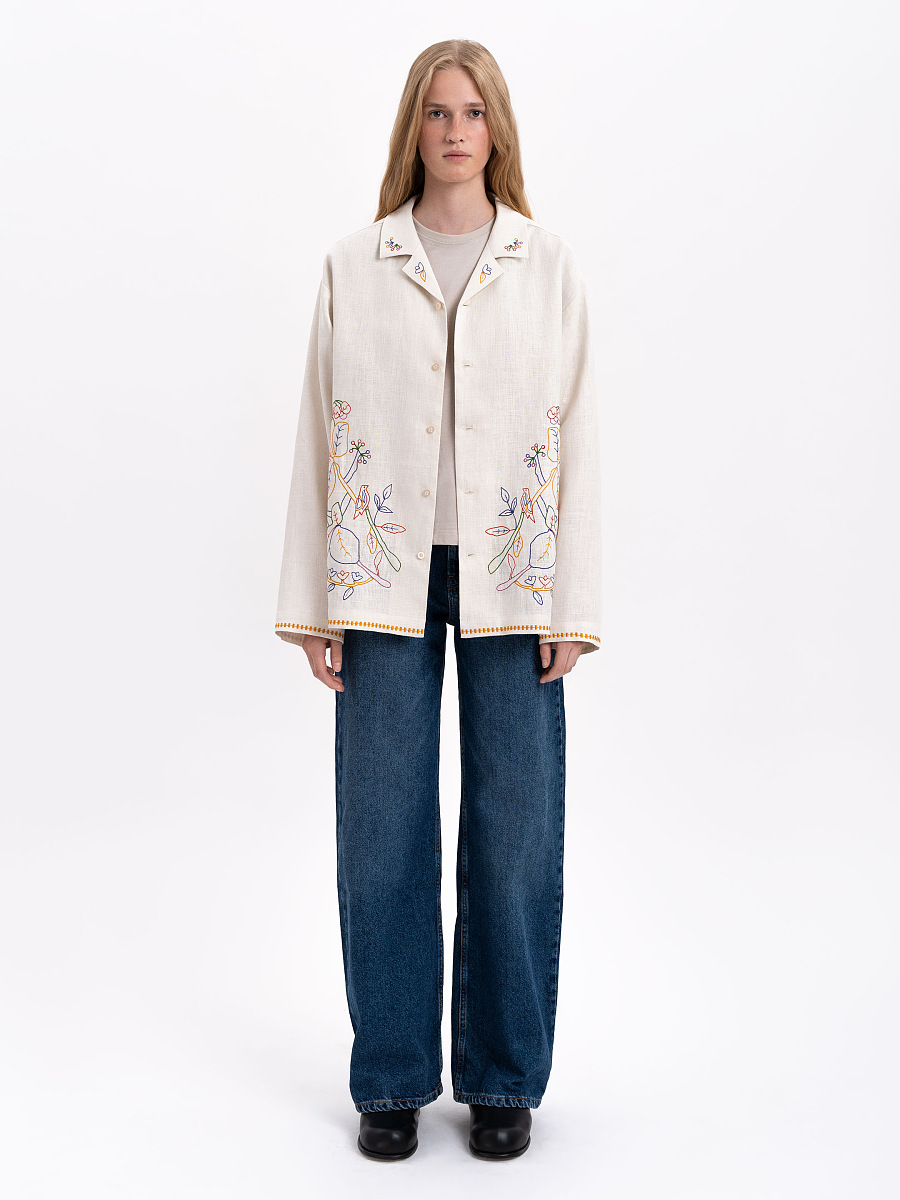 Light shirt with colored embroidery "Hlid" [0]