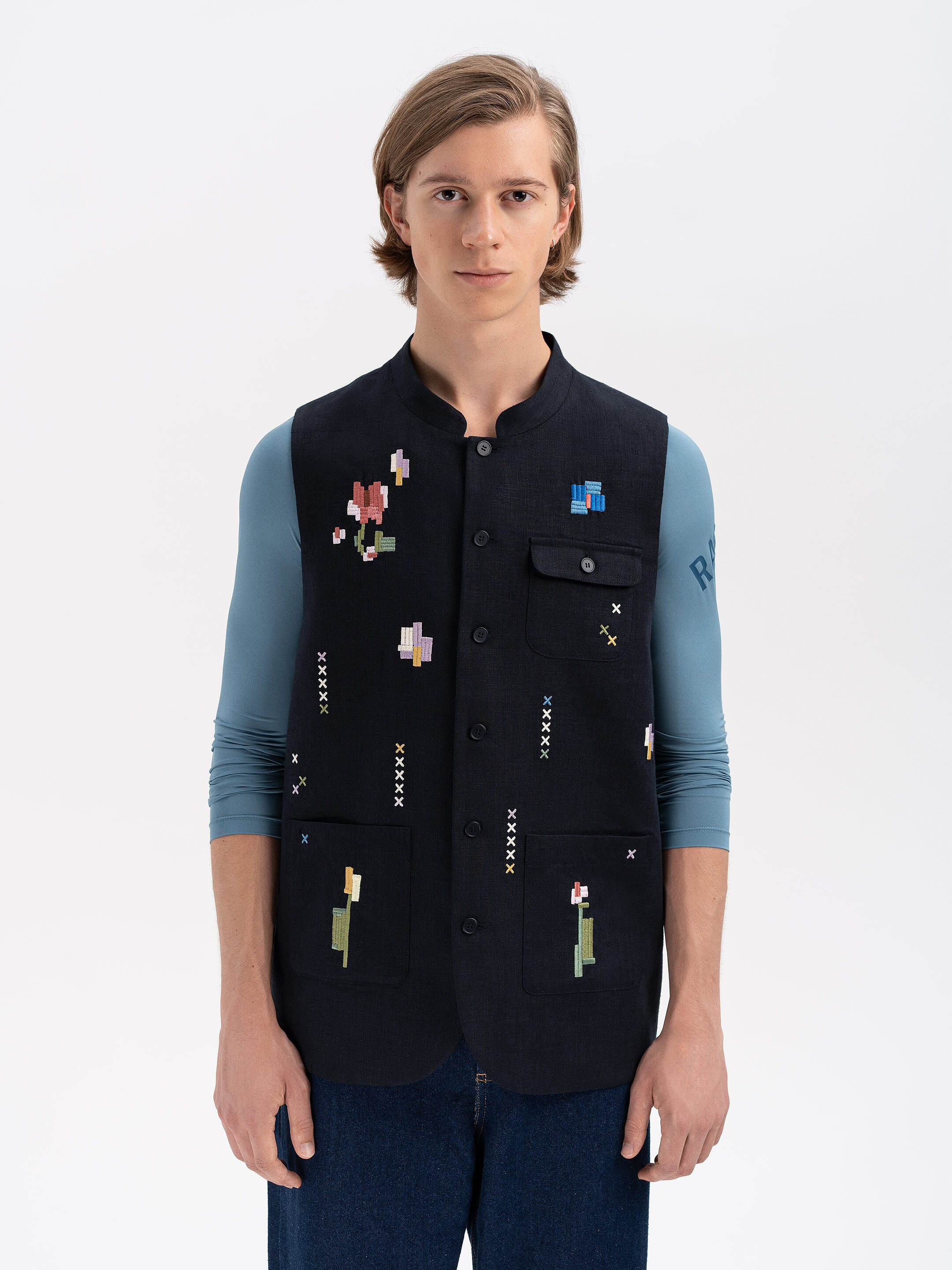 Men's embroidered vest "Dereviy" Buy