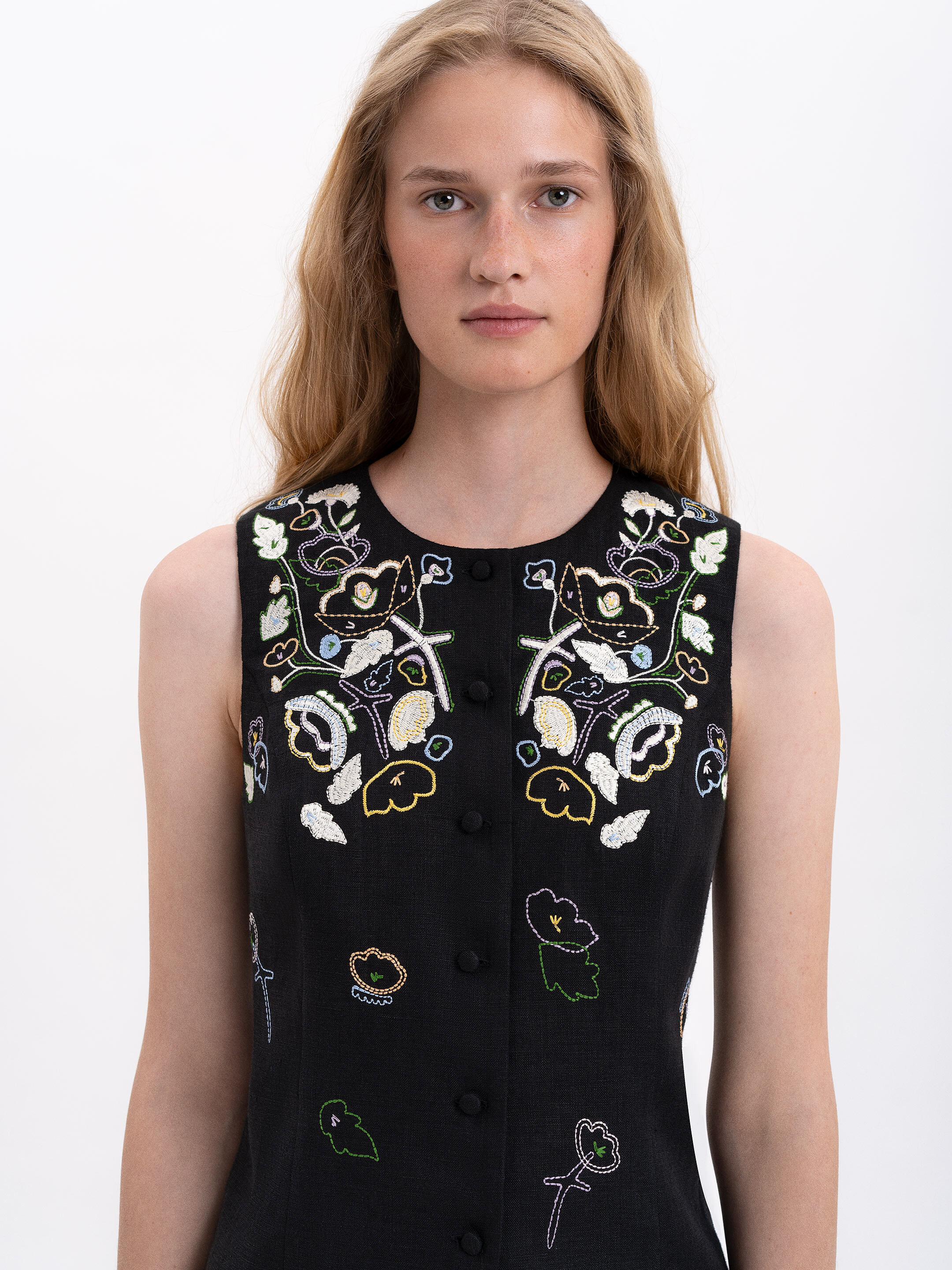 Black linen embroidered vest "Agrus" photo