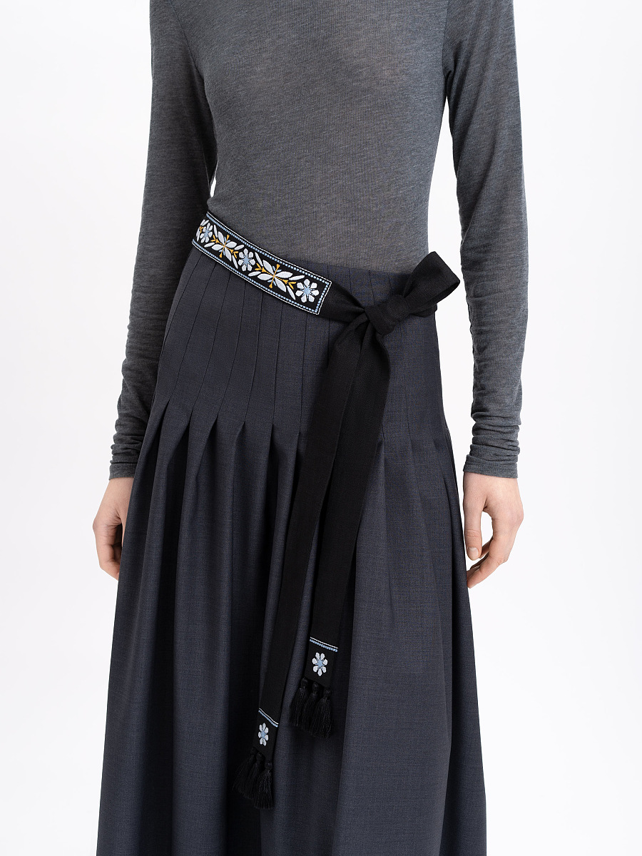 Black linen belt with blue embroidery "Flora" [0]