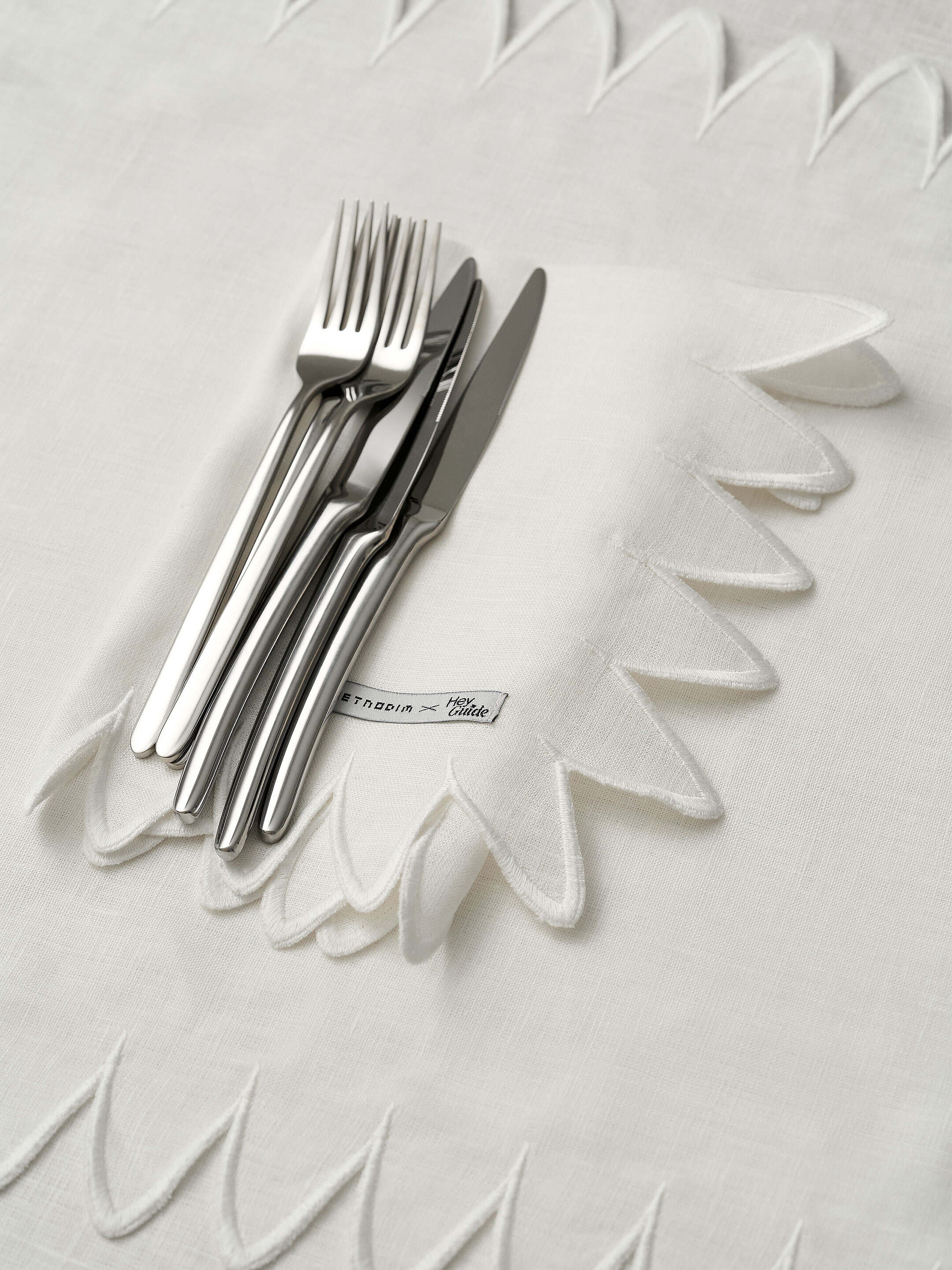 Napkin from the festive "Oshatna" drop by Etnodim x Hey Guide cheap