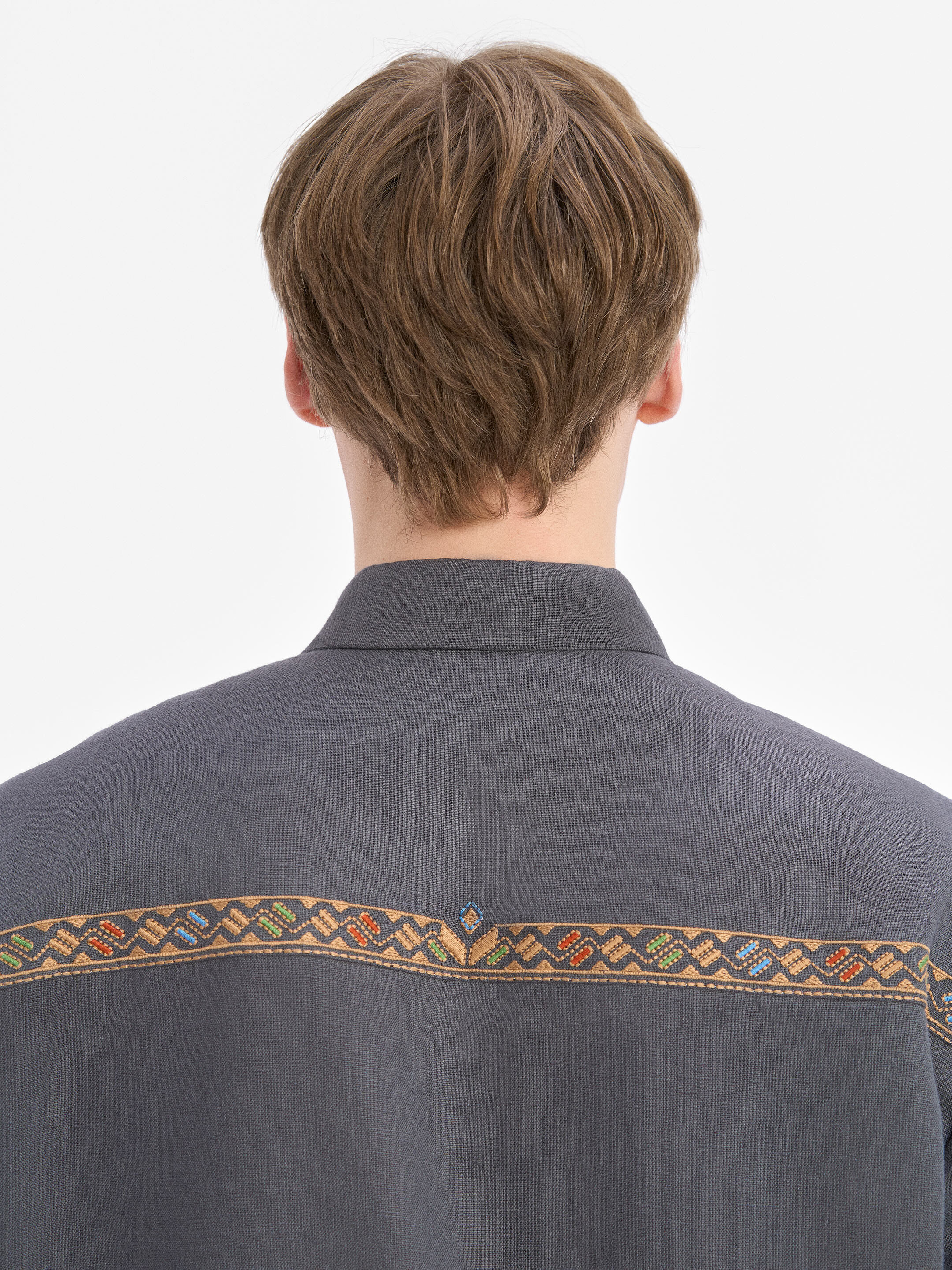 Men's embroidered shirt in gray color "Saenko" ціна